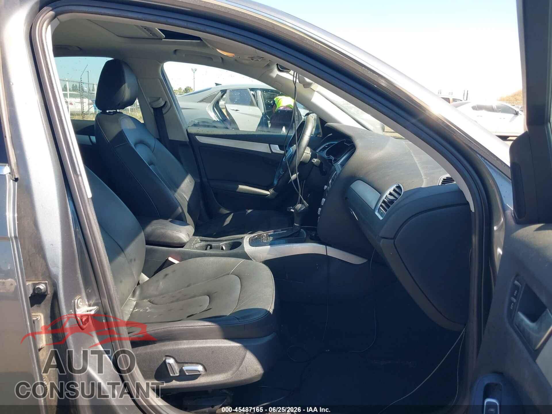 AUDI A4 2013 - WAUEFAFL2DN023491