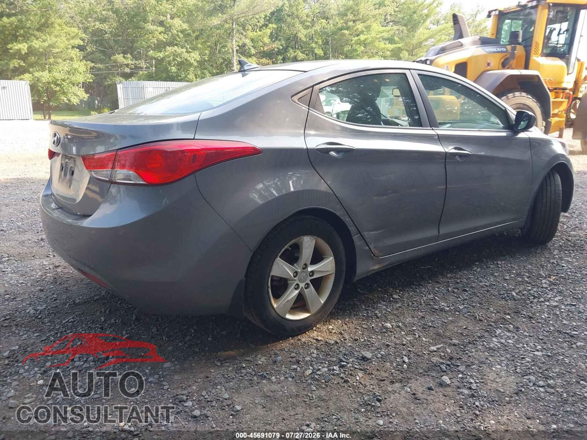 HYUNDAI ELANTRA 2012 - 5NPDH4AE5CH109752