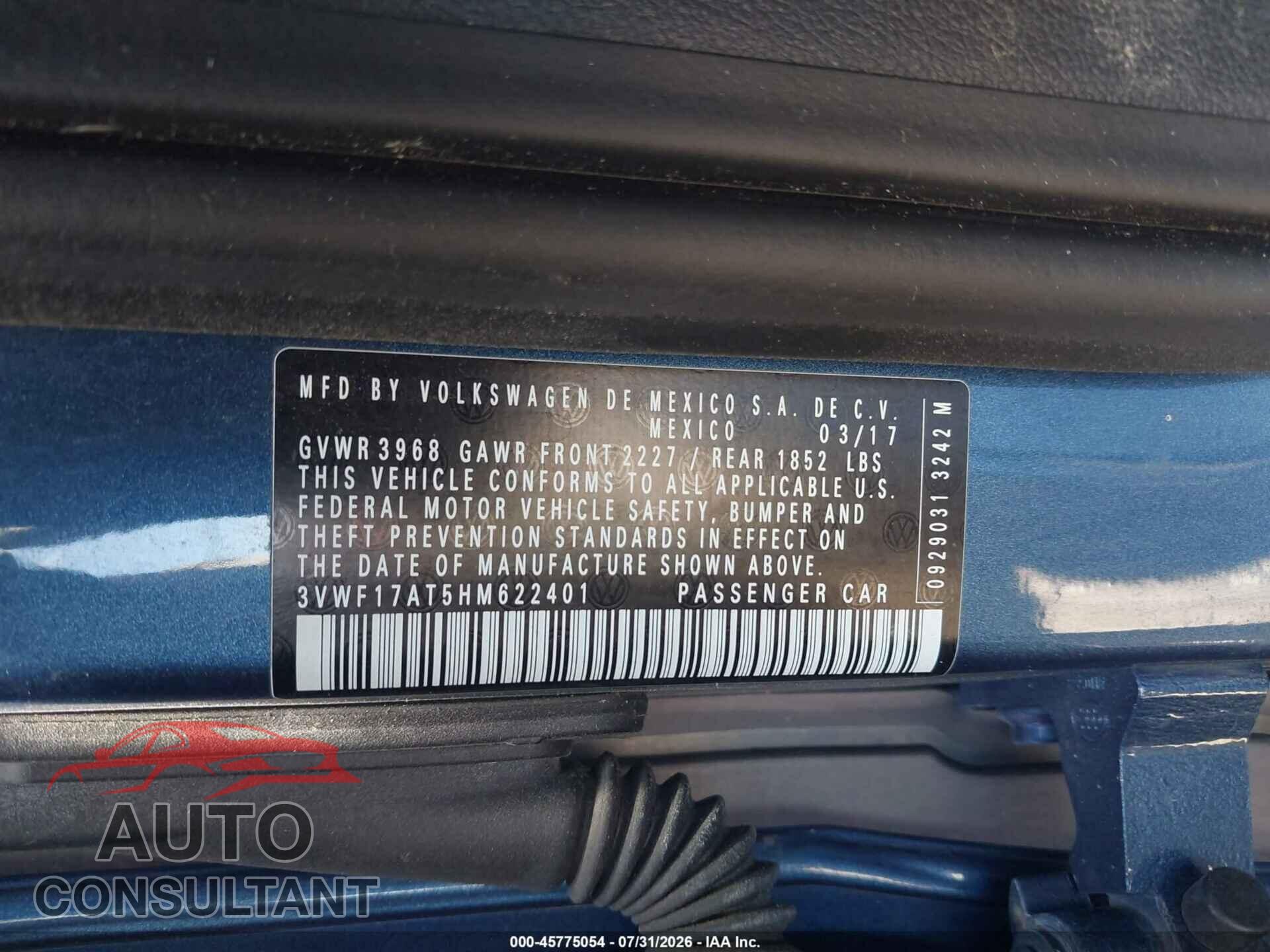 VOLKSWAGEN BEETLE 2017 - 3VWF17AT5HM622401