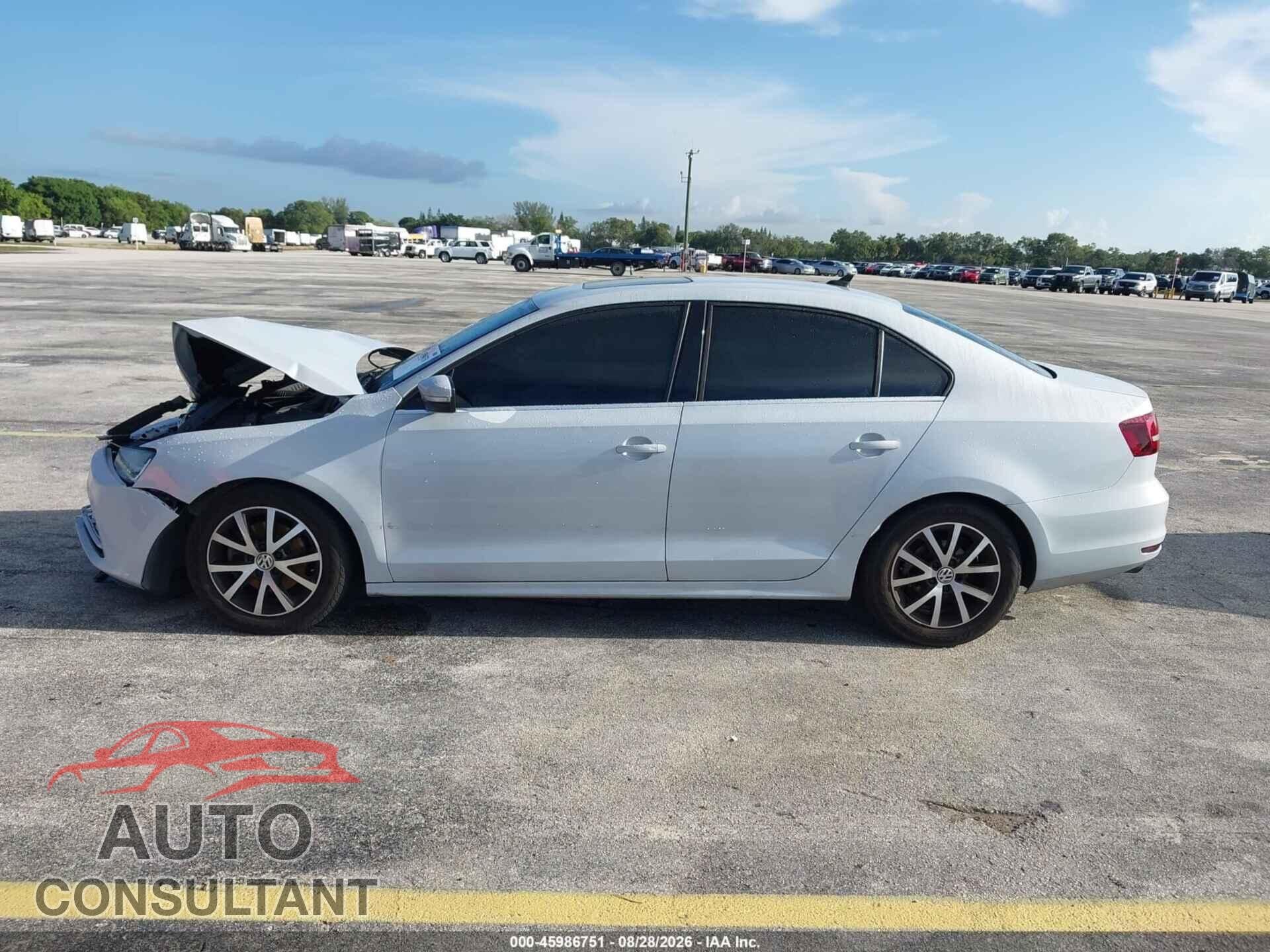 VOLKSWAGEN JETTA 2017 - 3VWDB7AJ0HM393743