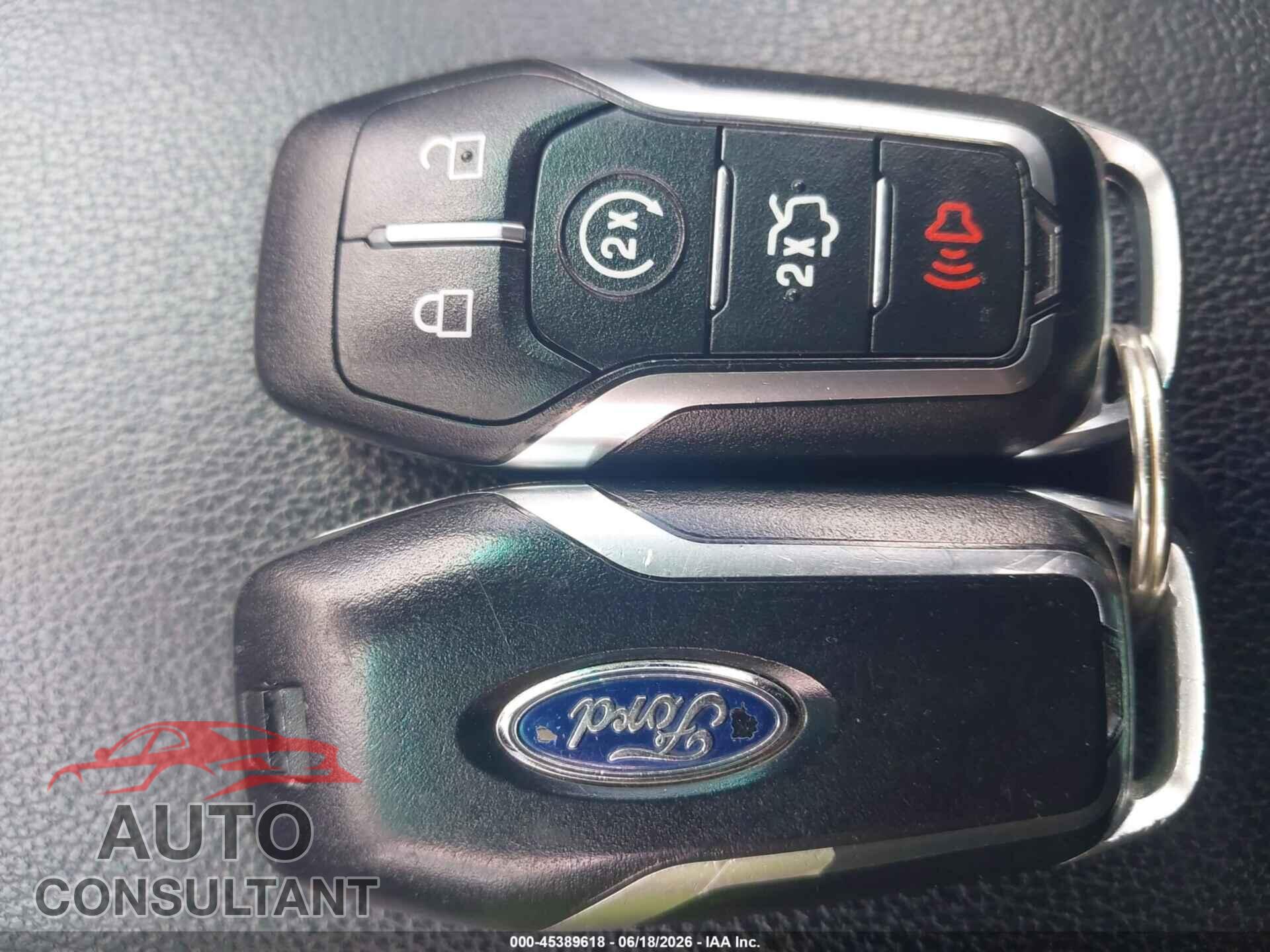 FORD EXPLORER 2017 - 1FM5K8D81HGA56428