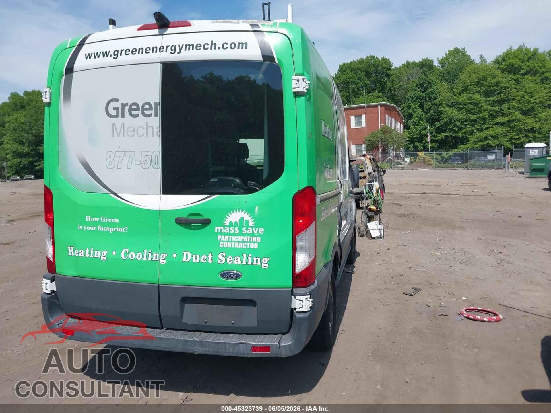 FORD TRANSIT-250 2015 - 1FTYR1CM2FKA62428