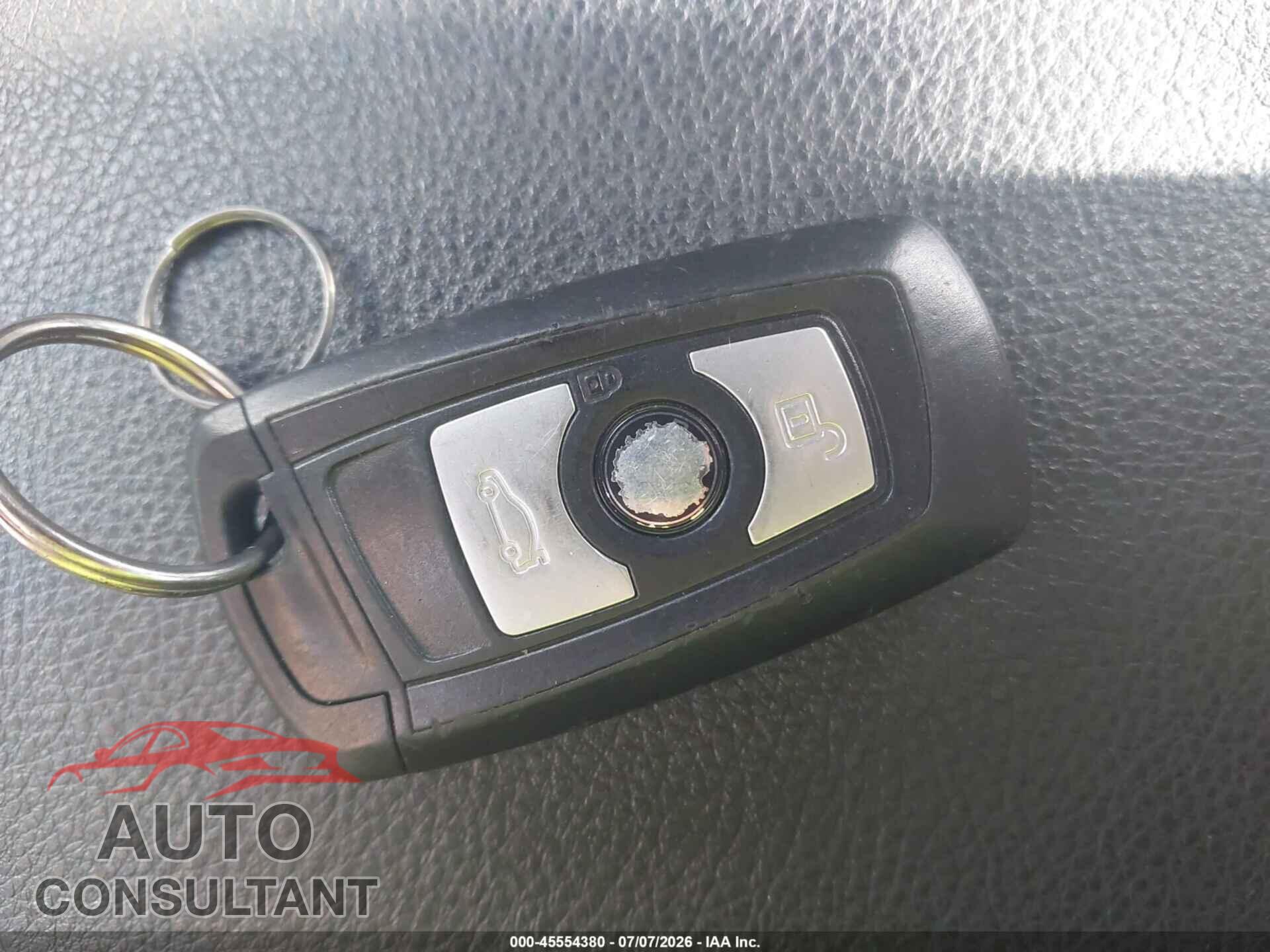 BMW 328I 2015 - WBA3A5G51FNS88211