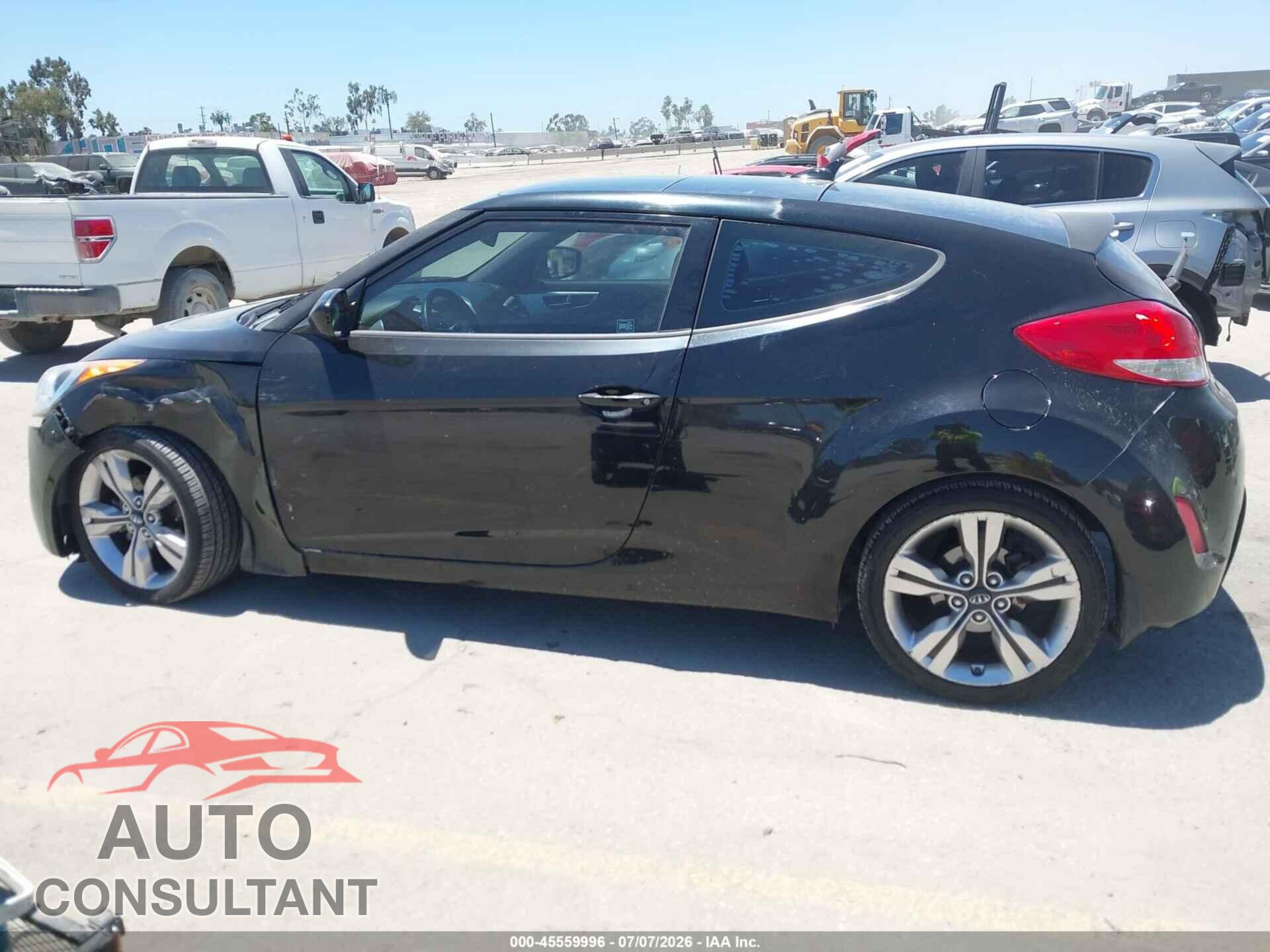 HYUNDAI VELOSTER 2013 - KMHTC6AD2DU098032