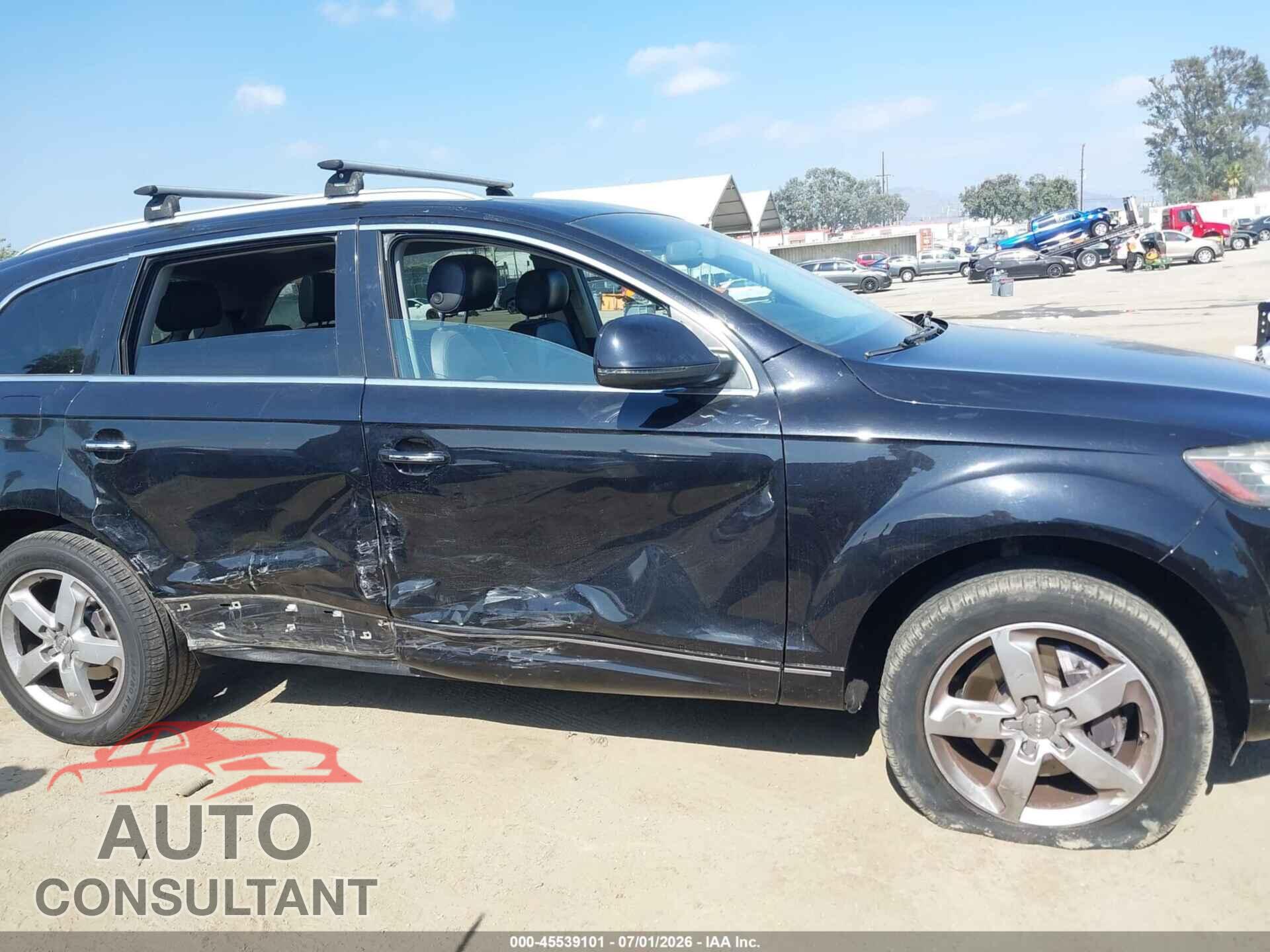 AUDI Q7 2013 - WA1LMAFE2DD017109