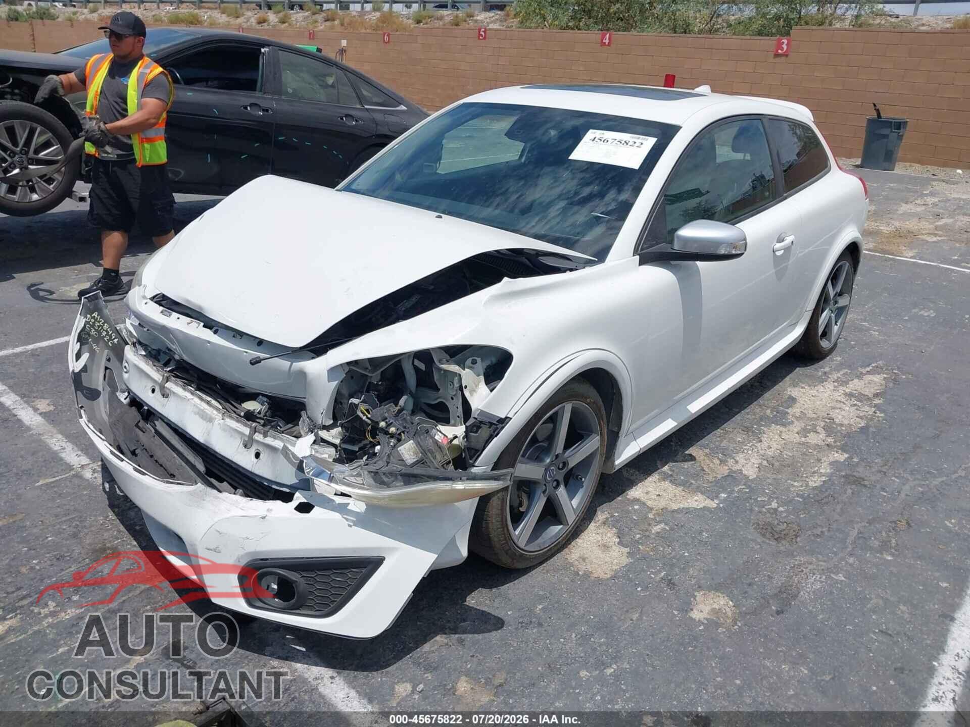 VOLVO C30 2013 - YV1672MK8D2311726