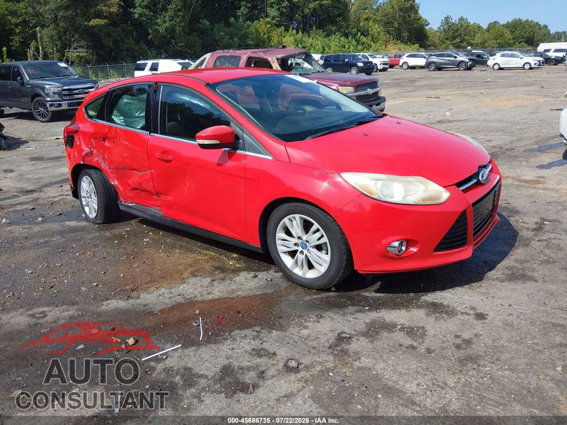 FORD FOCUS 2012 - 1FAHP3M22CL164547