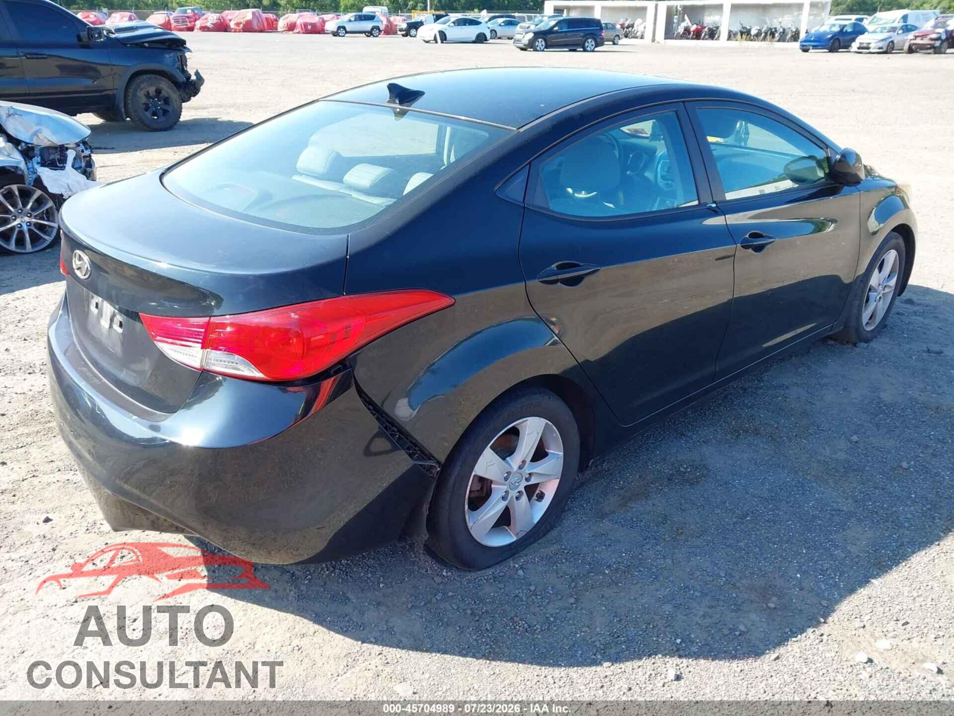 HYUNDAI ELANTRA 2012 - KMHDH4AE2CU183096