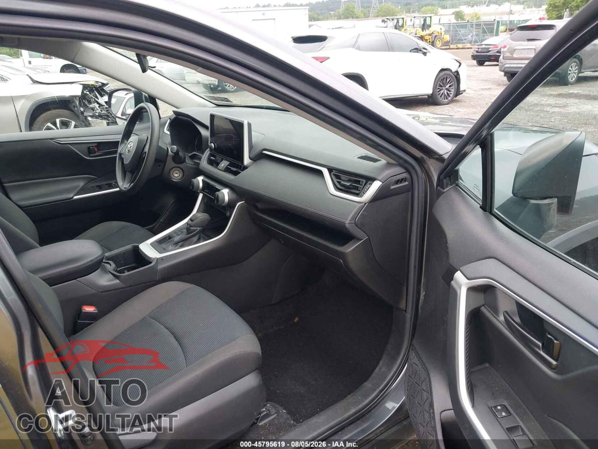 TOYOTA RAV4 2023 - 2T3F1RFV9PC351267