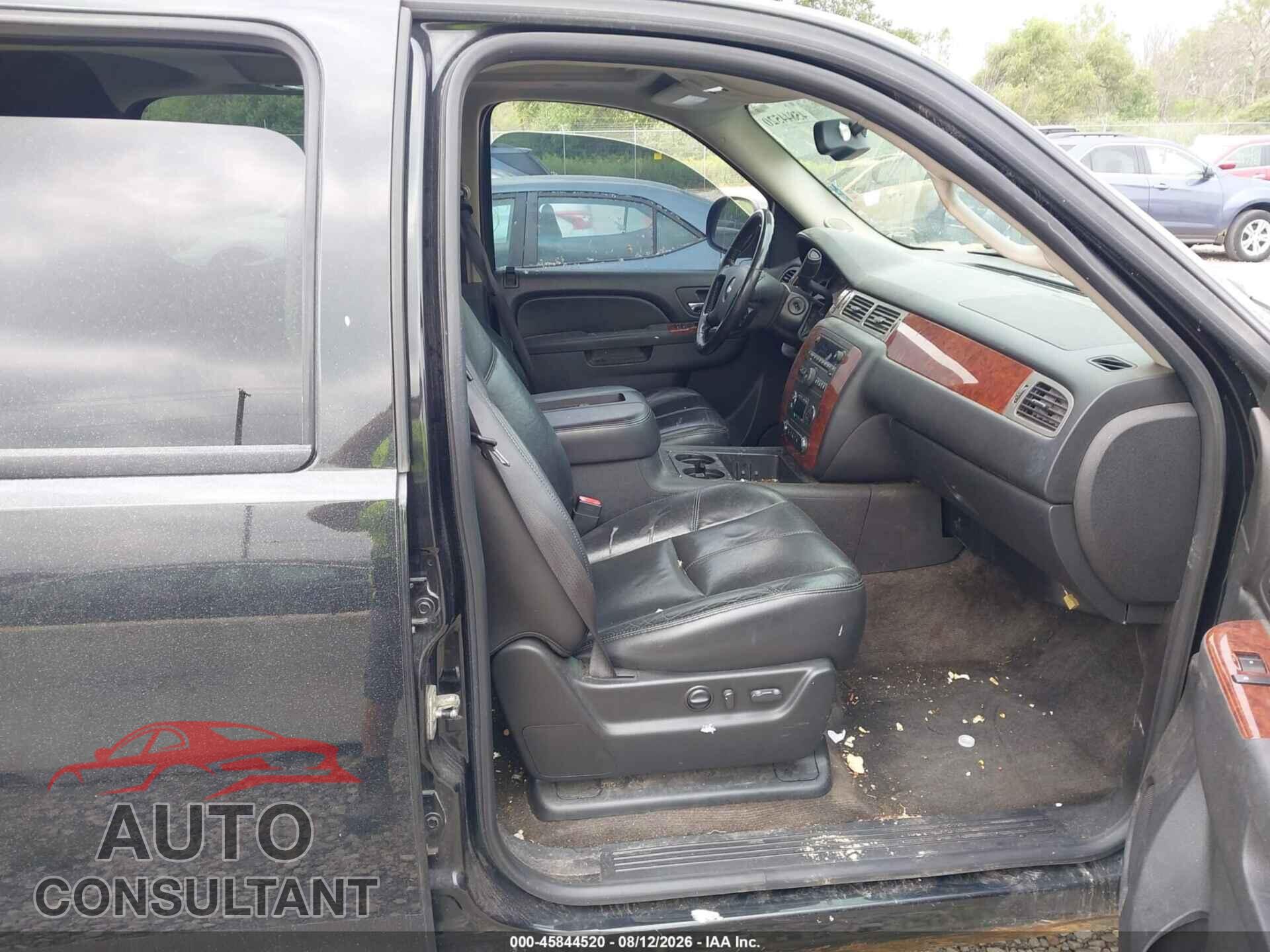CHEVROLET AVALANCHE 1500 2010 - 3GNVKFE03AG232379