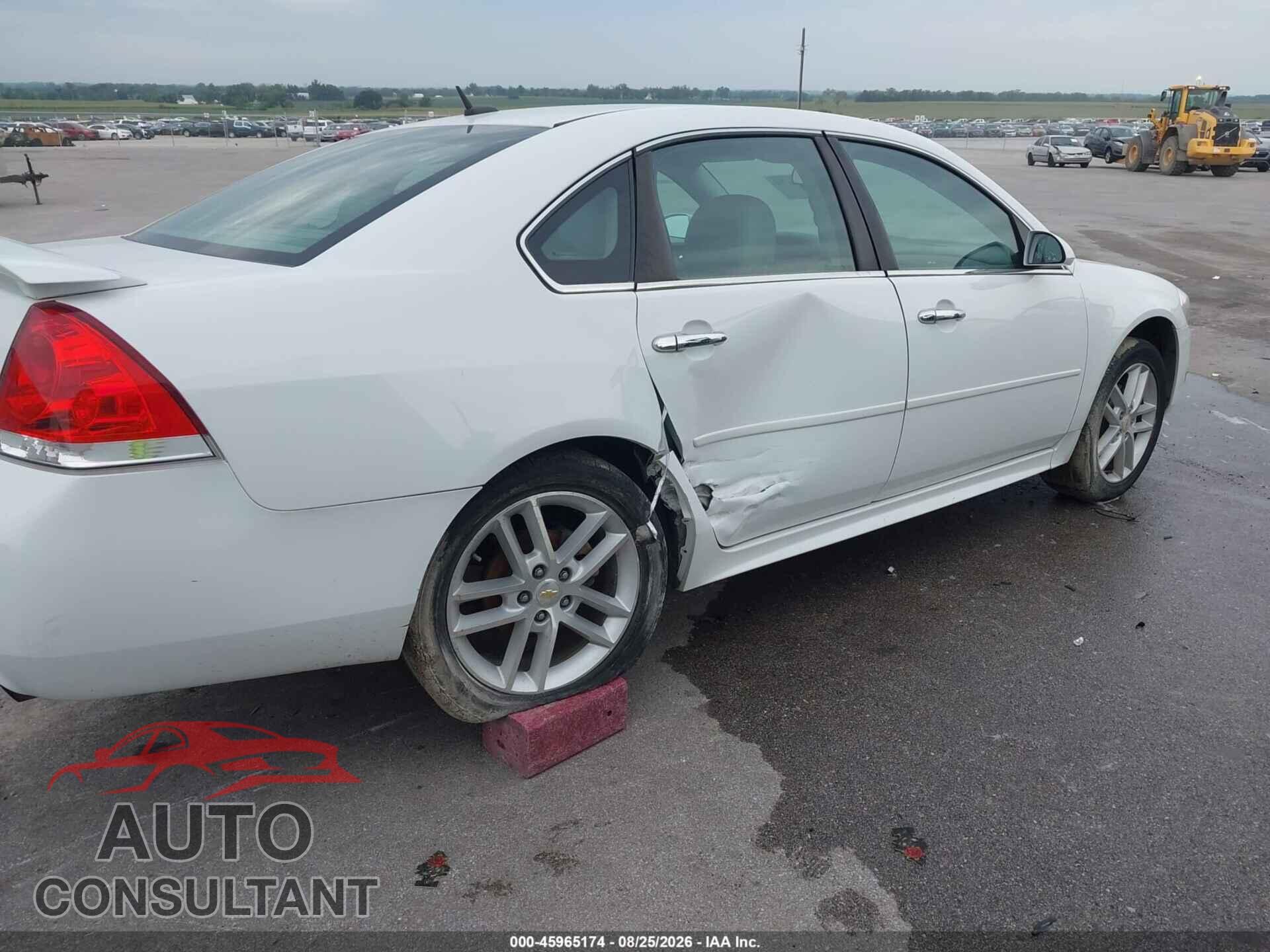 CHEVROLET IMPALA 2011 - 2G1WC5EM3B1114648