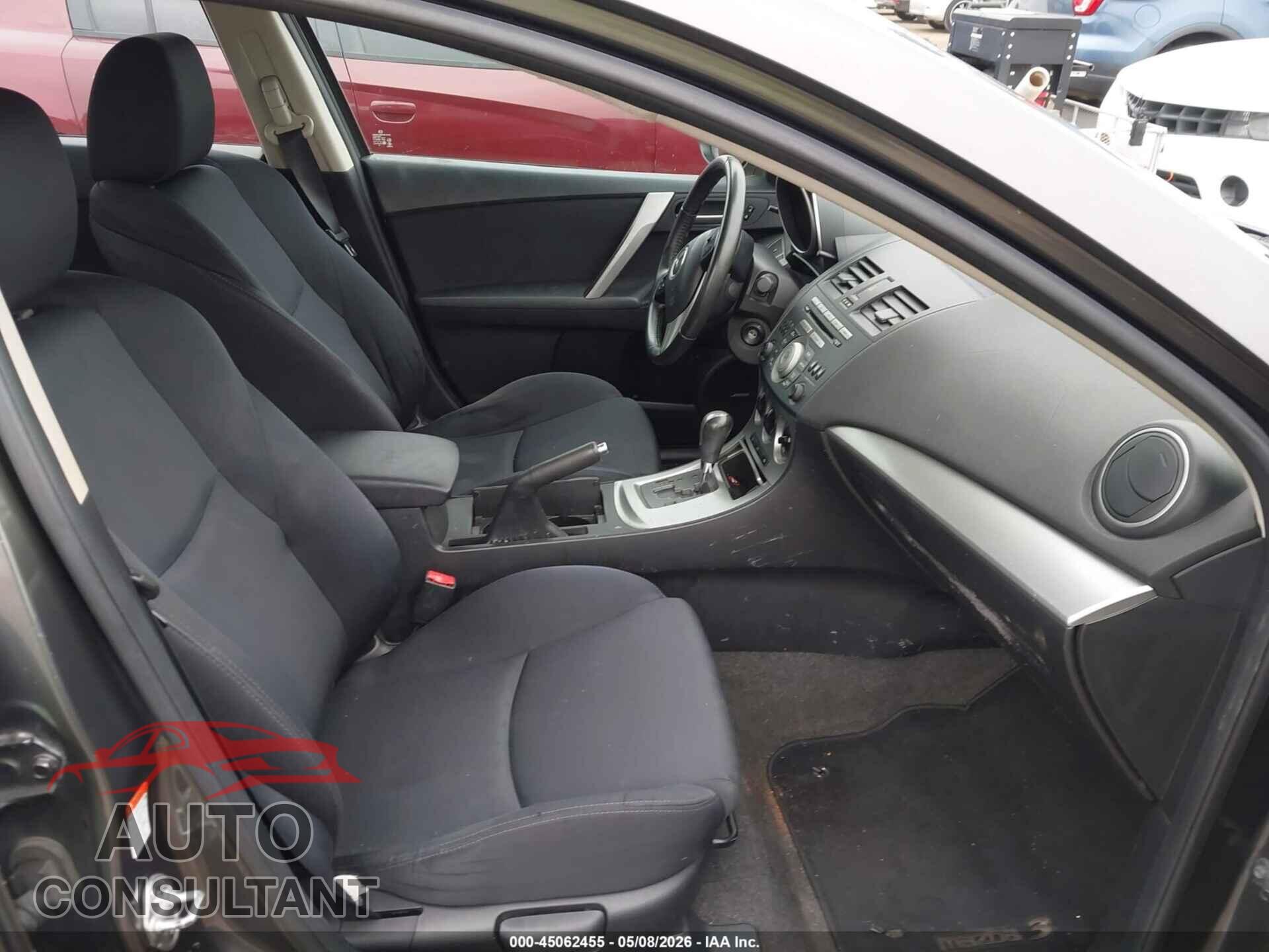 MAZDA MAZDA3 2010 - JM1BL1H62A1351003