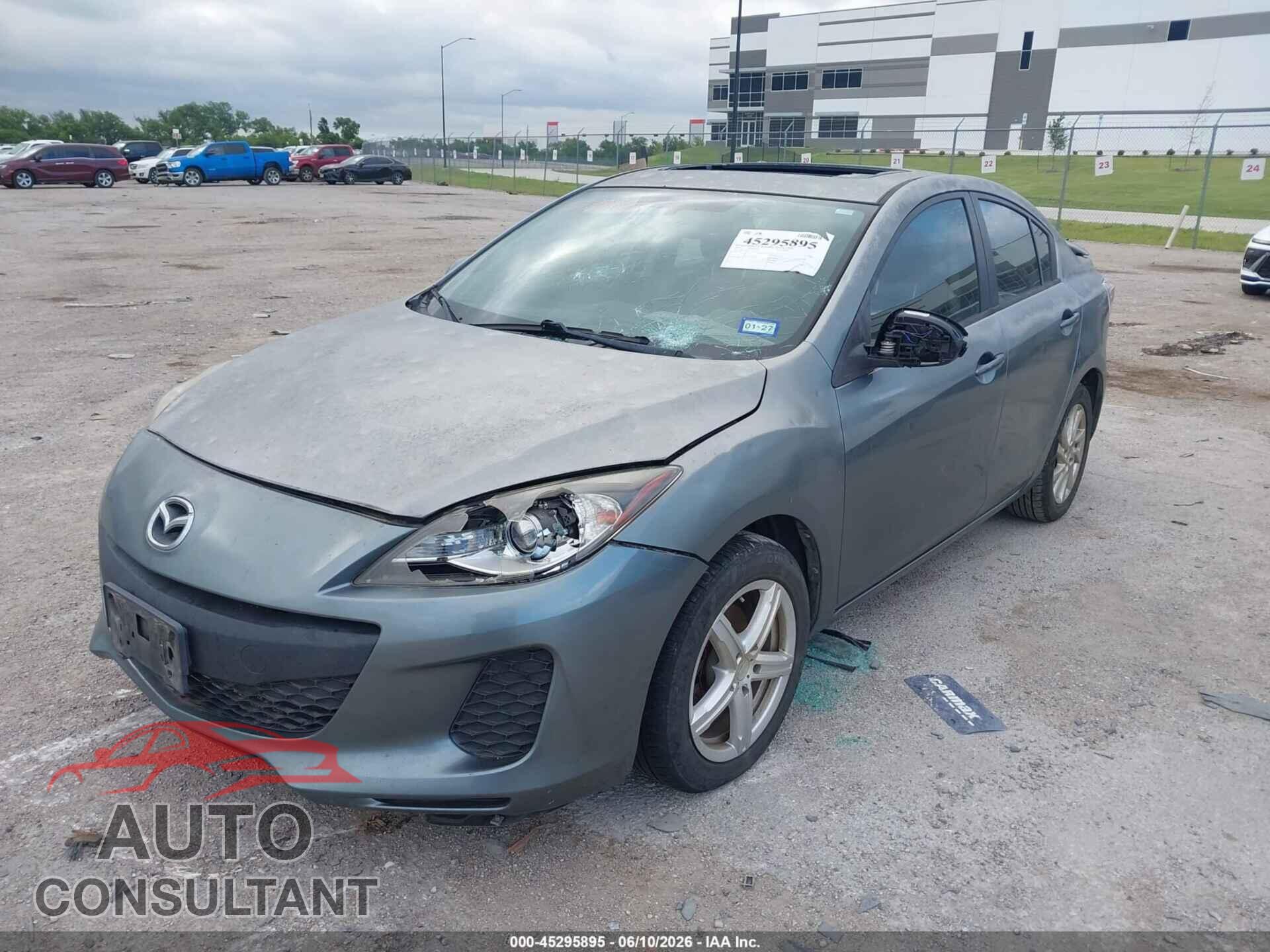 MAZDA MAZDA3 2012 - JM1BL1W71C1627475