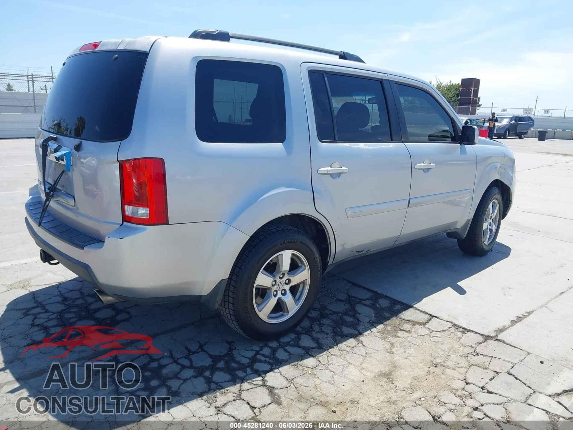 HONDA PILOT 2010 - 5FNYF3H46AB010643