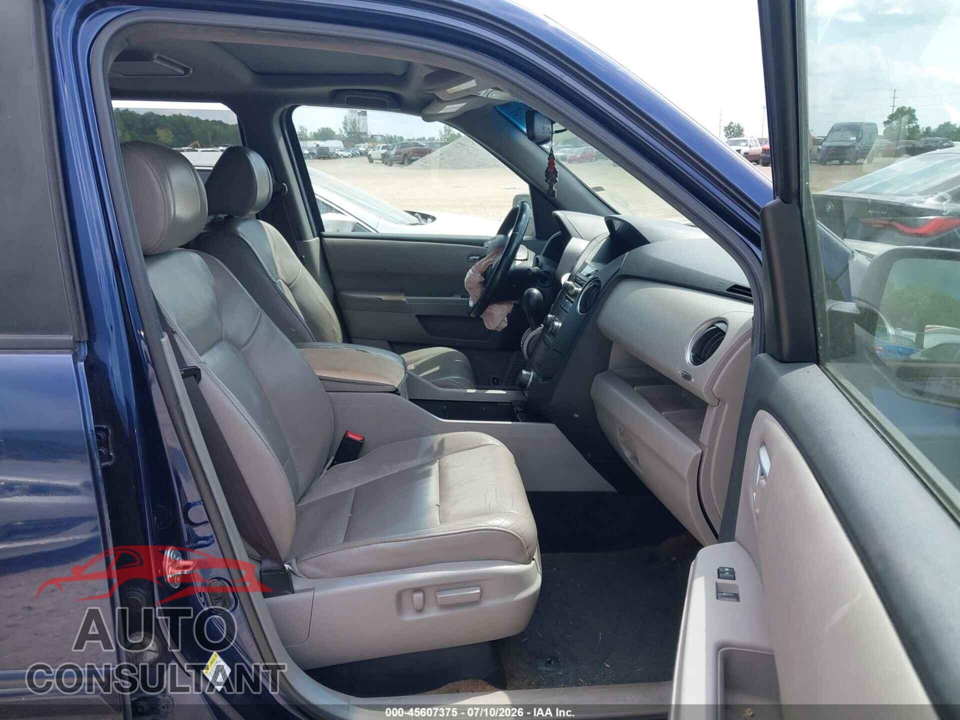 HONDA PILOT 2013 - 5FNYF4H65DB030796
