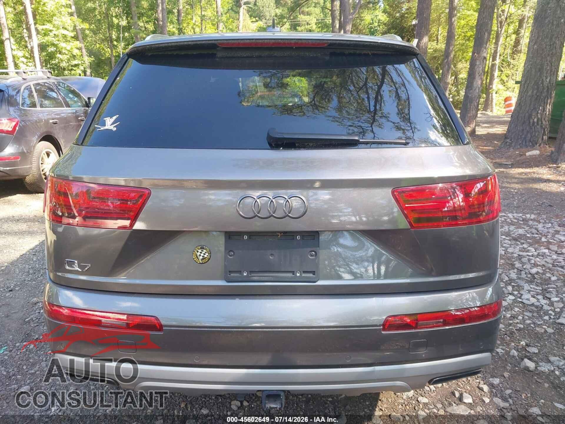 AUDI Q7 2019 - WA1VAAF7XKD012014