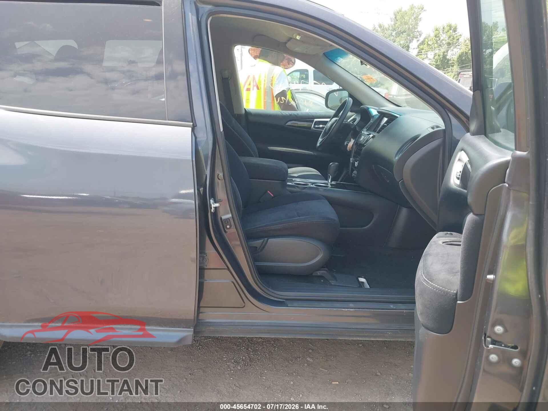 NISSAN PATHFINDER 2013 - 5N1AR2MN0DC642584