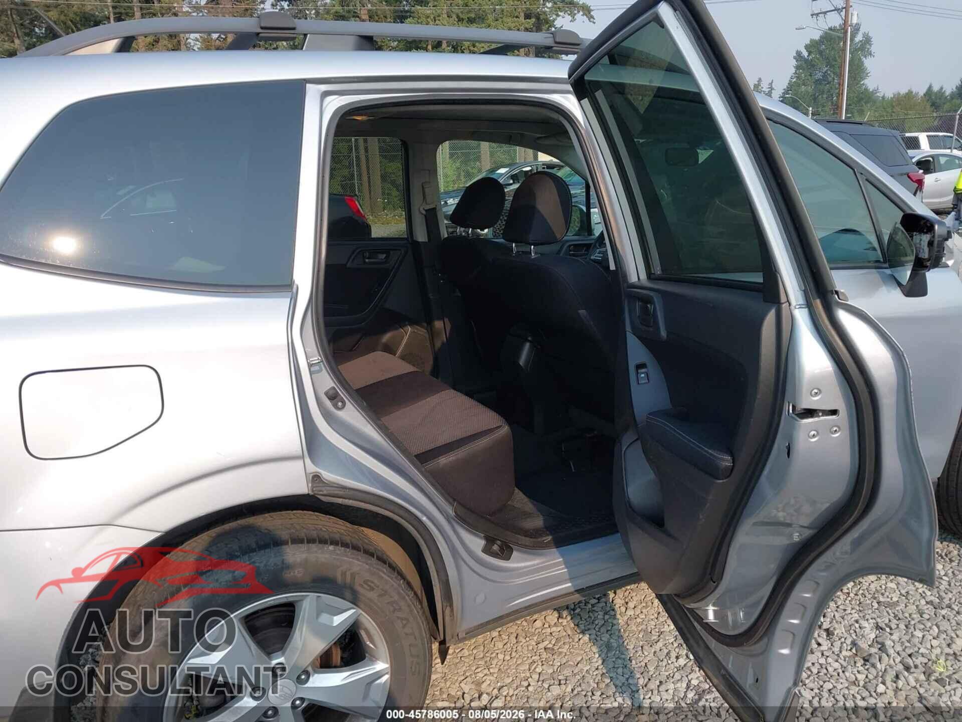 SUBARU FORESTER 2014 - JF2SJAEC5EH517917