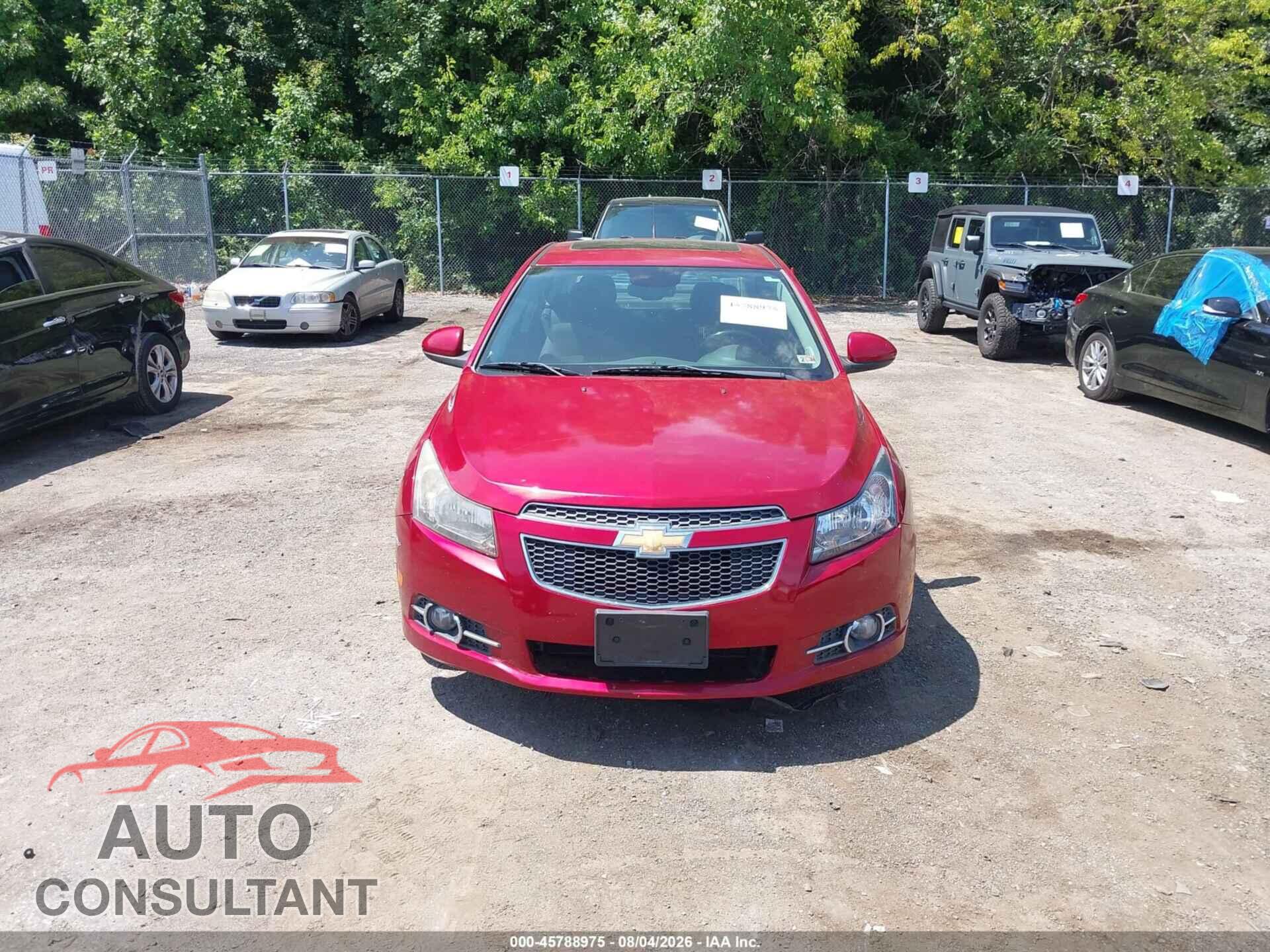 CHEVROLET CRUZE 2013 - 1G1PC5SB2D7323005