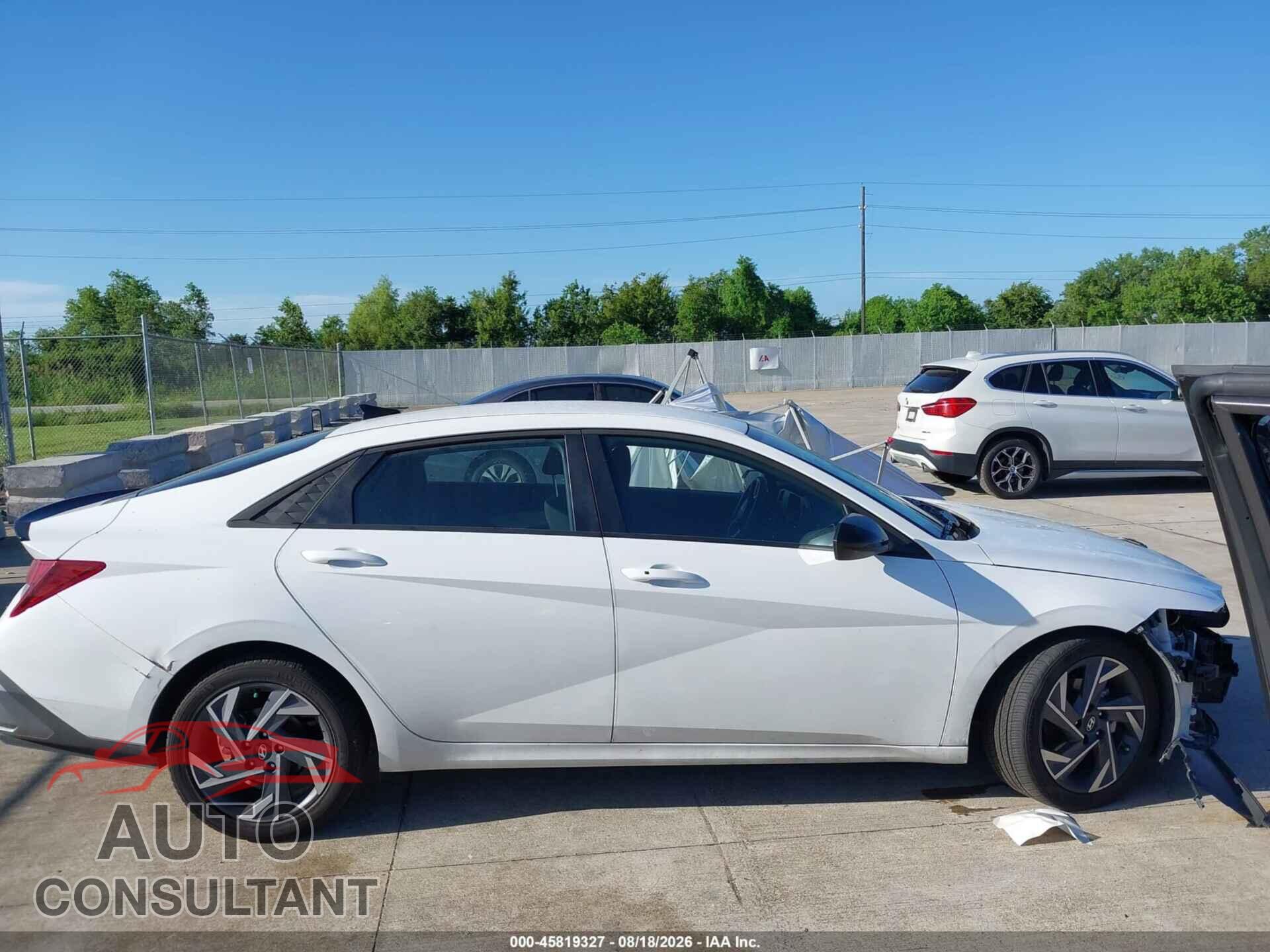 HYUNDAI ELANTRA 2025 - KMHLM4DG6SU059304