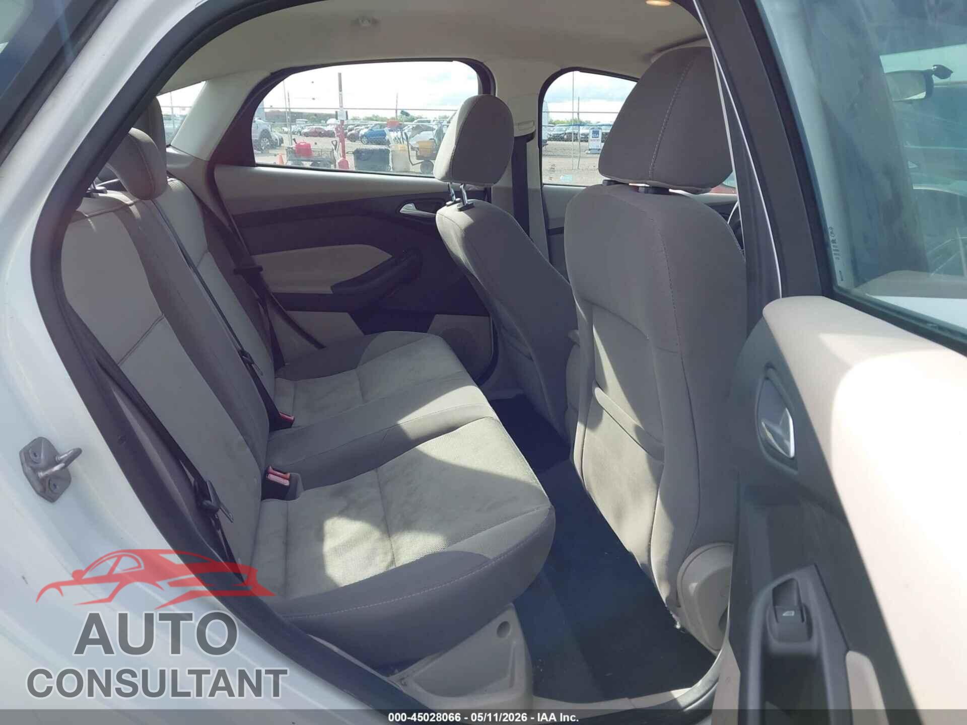 FORD FOCUS 2014 - 1FADP3F29EL360001