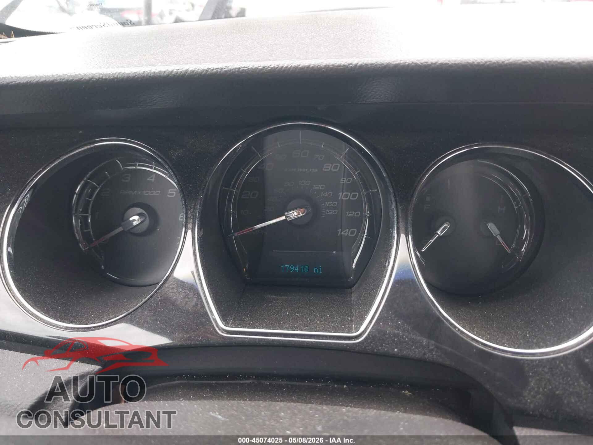 FORD TAURUS 2011 - 1FAHP2FW1BG119245