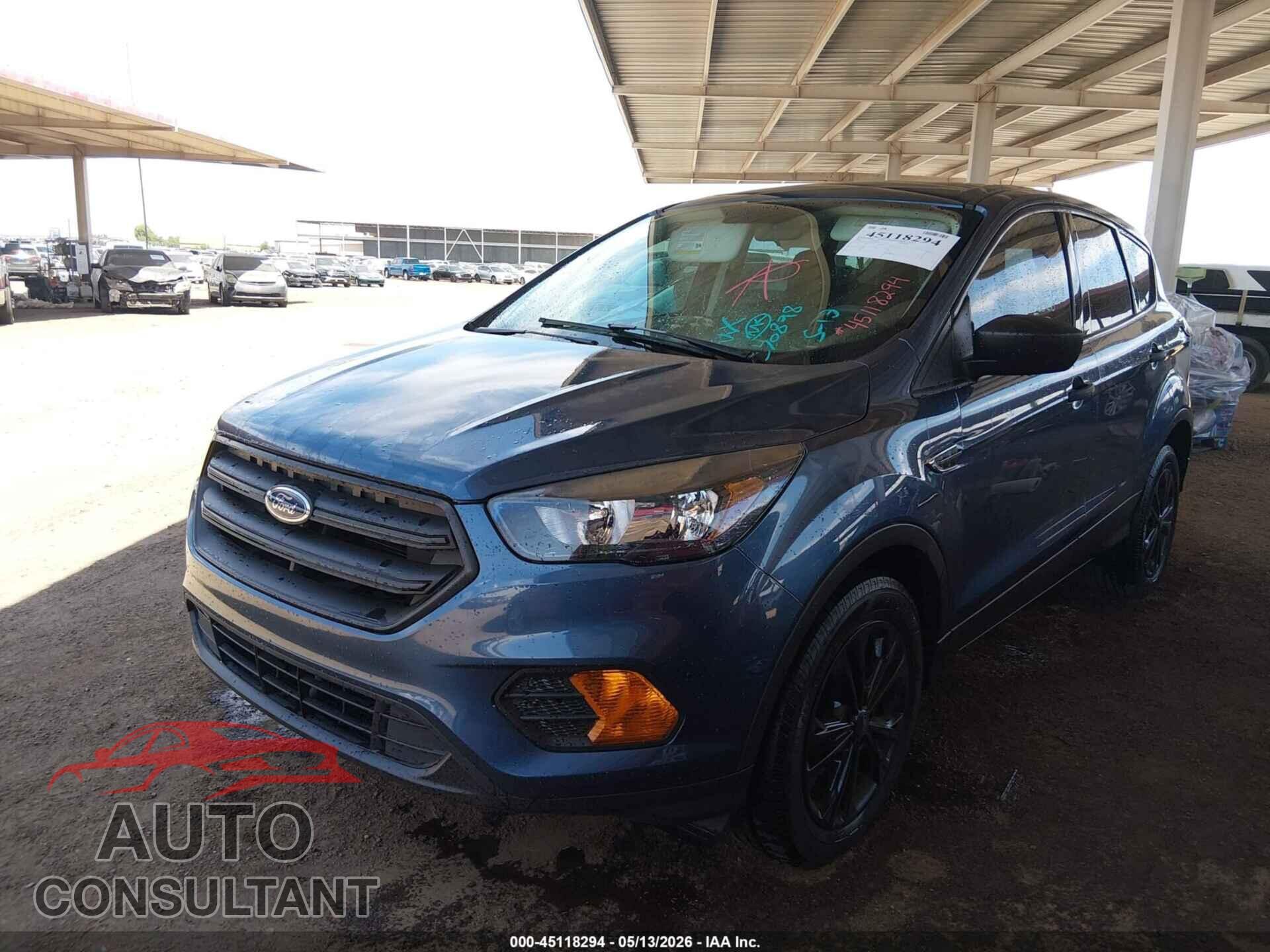 FORD ESCAPE 2018 - 1FMCU0F73JUC70898