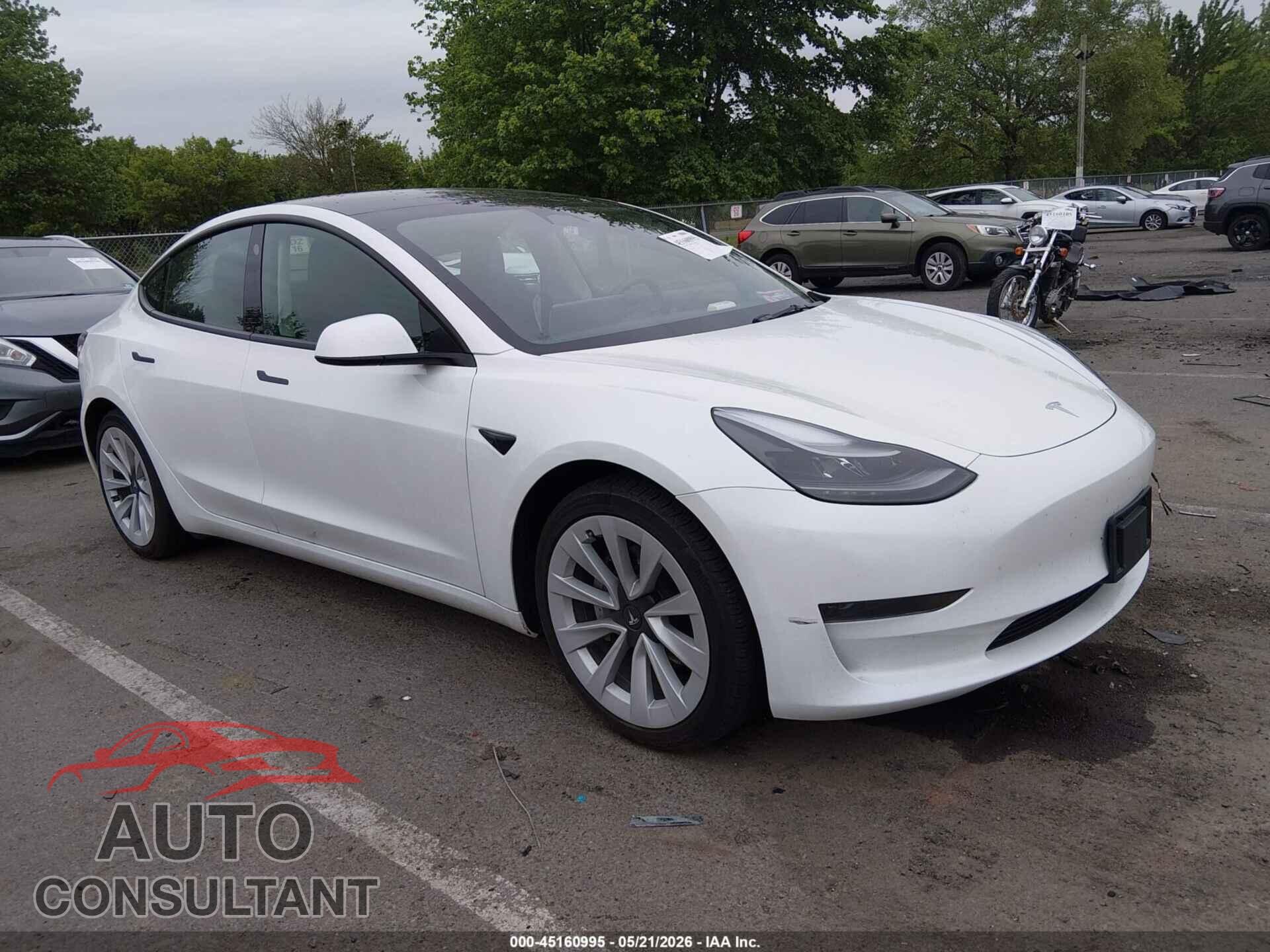 TESLA MODEL 3 2023 - 5YJ3E1EAXPF493459