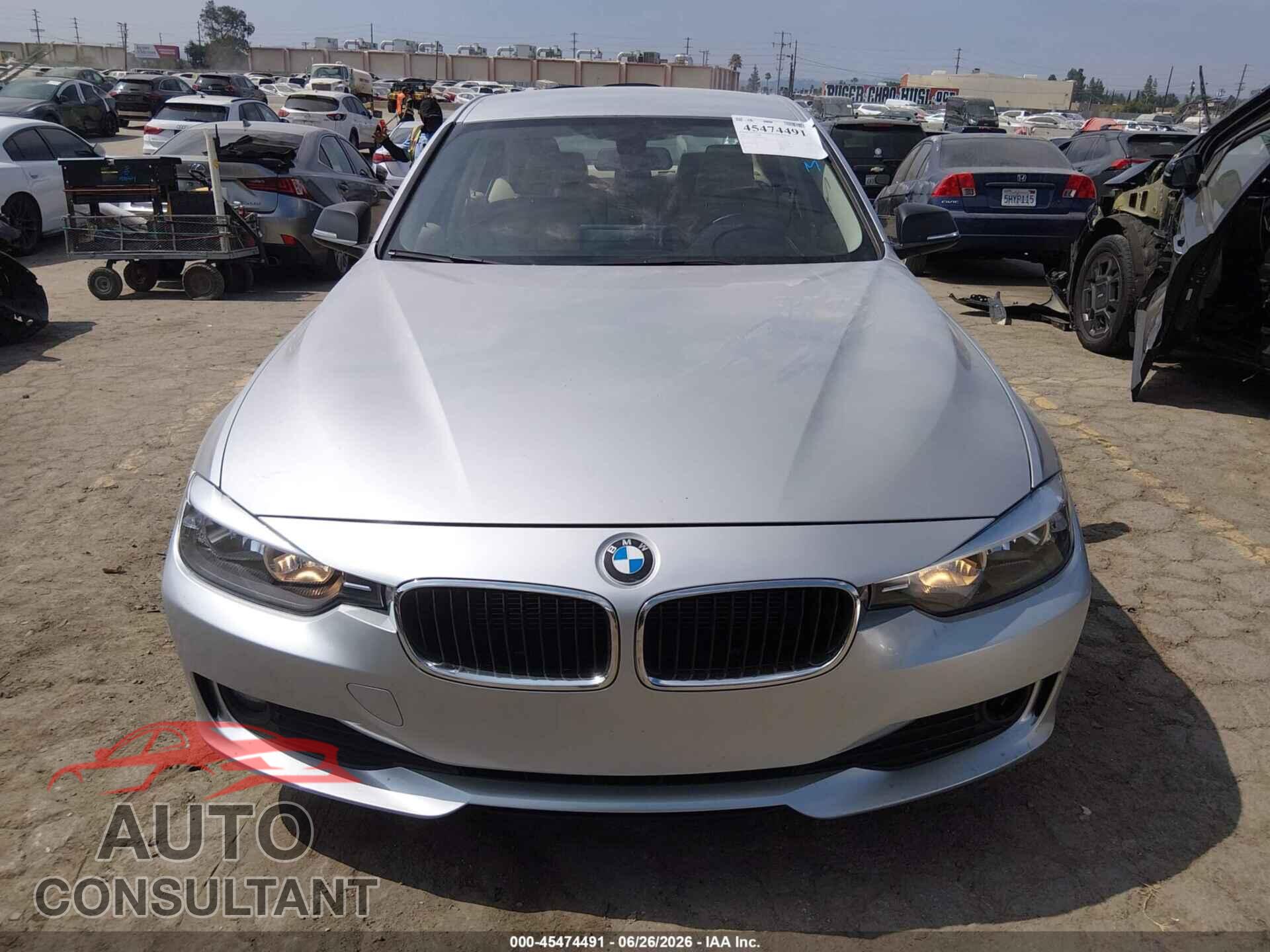 BMW 320I 2013 - WBA3B1C5XDK130041