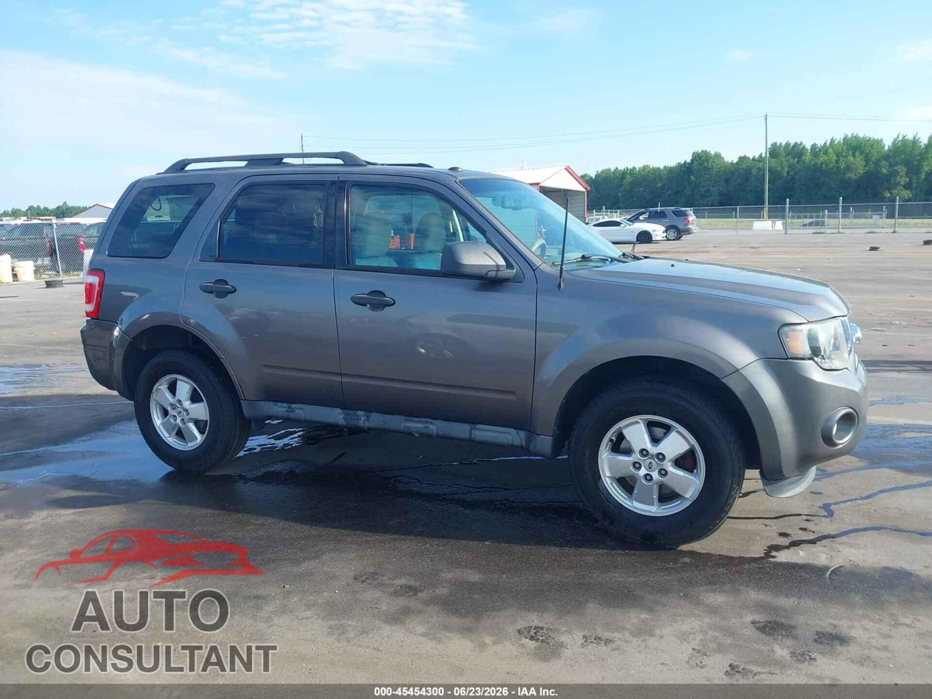 FORD ESCAPE 2010 - 1FMCU0D7XAKB80386