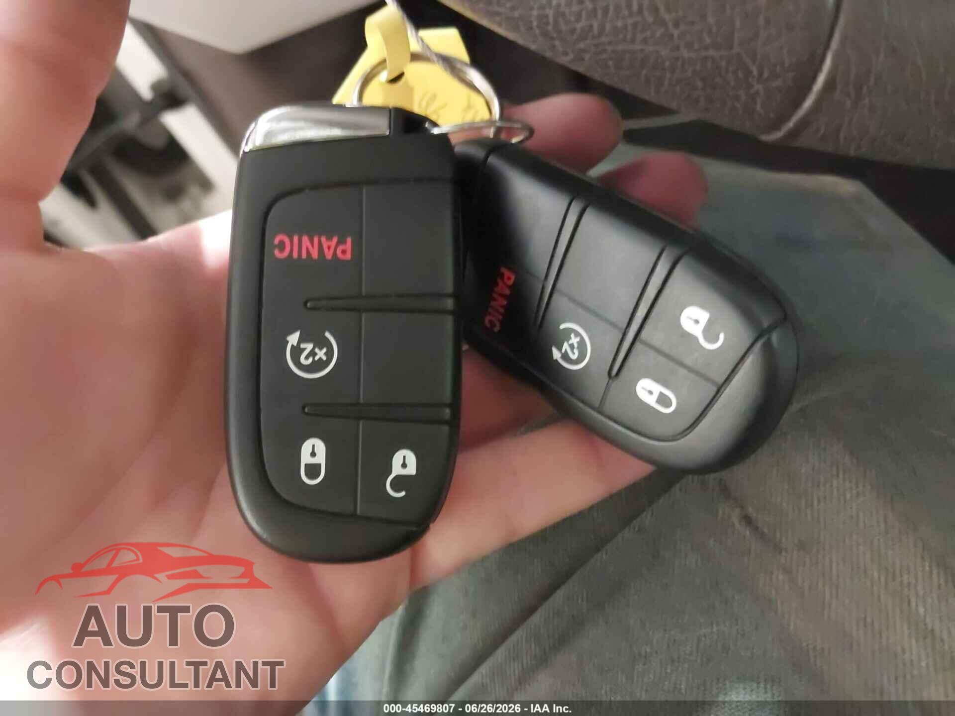 JEEP RENEGADE 2015 - ZACCJBBT7FPC04584