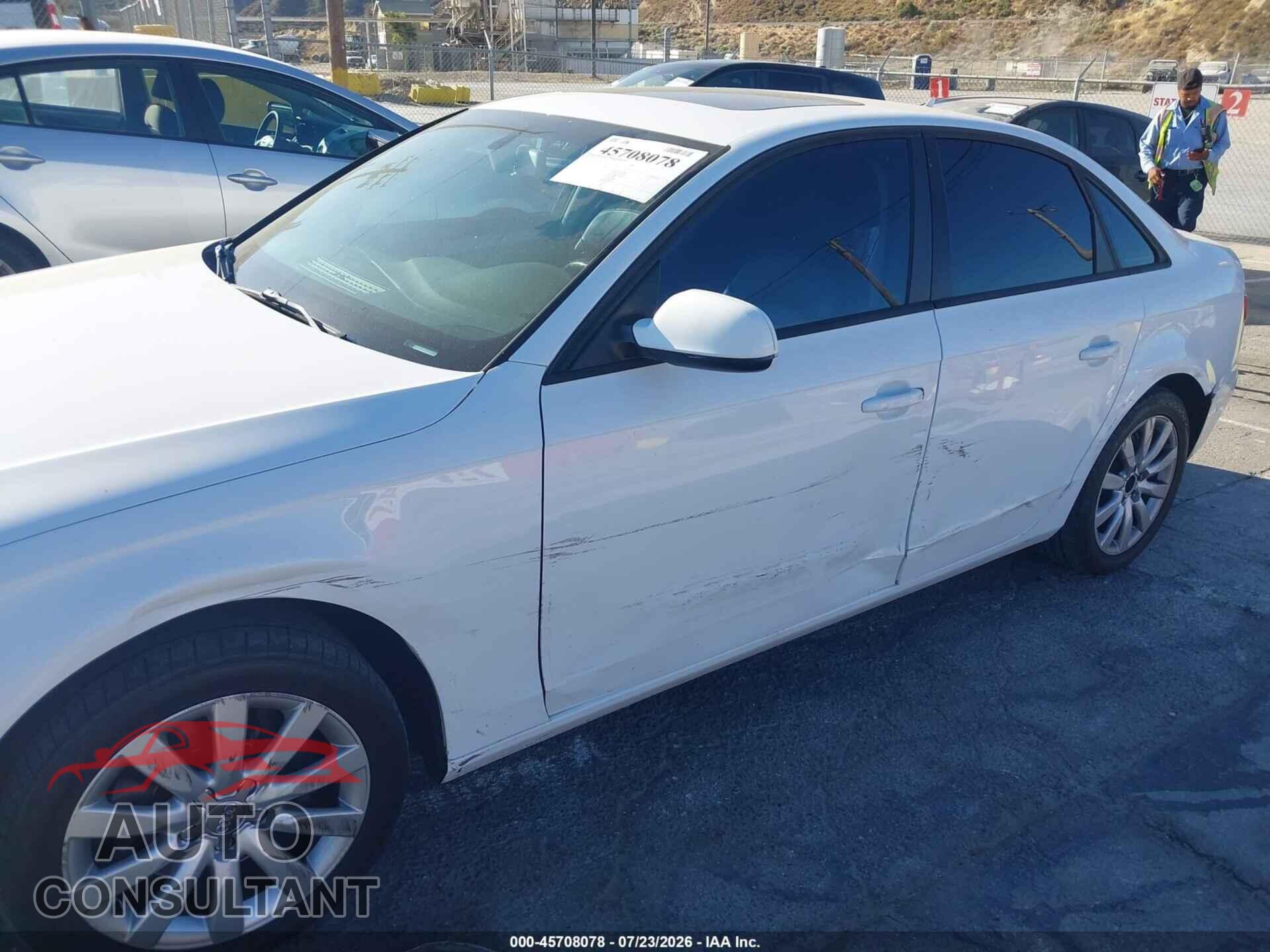 AUDI A4 2012 - WAUAFAFL6CN015407