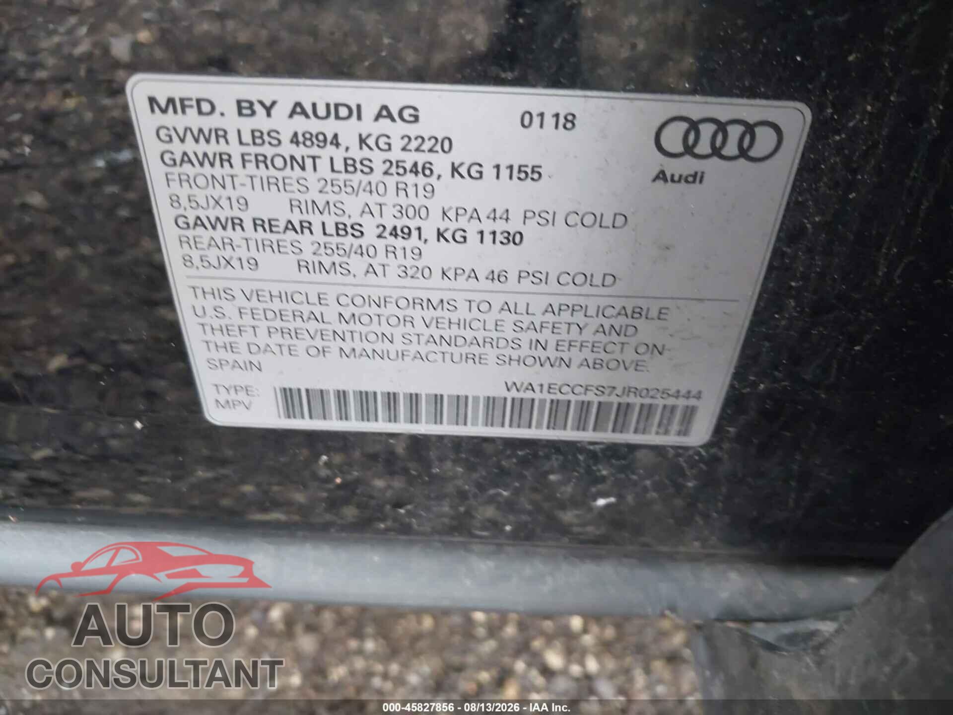 AUDI Q3 2018 - WA1ECCFS7JR025444