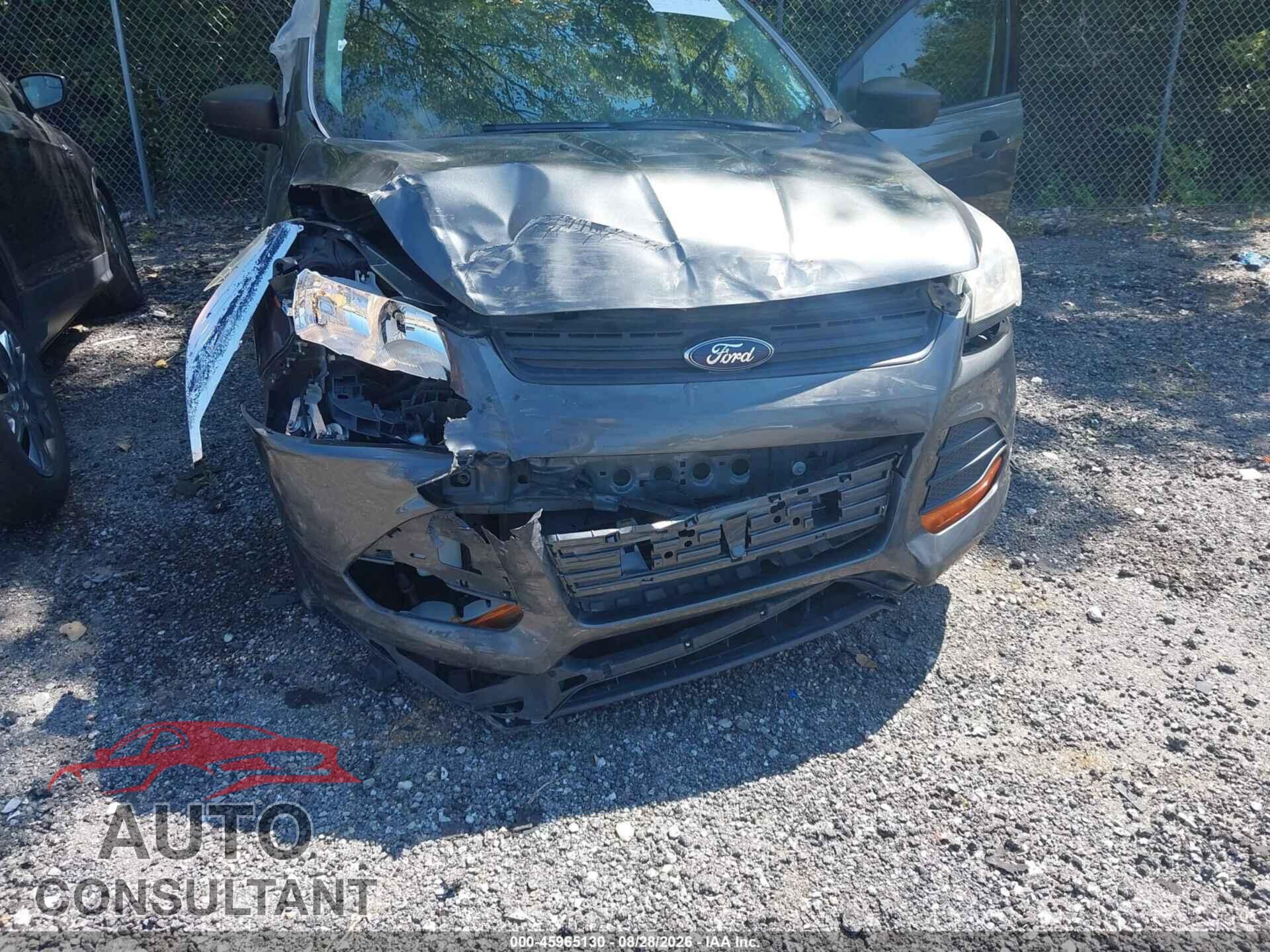 FORD ESCAPE 2016 - 1FMCU0F77GUB97236