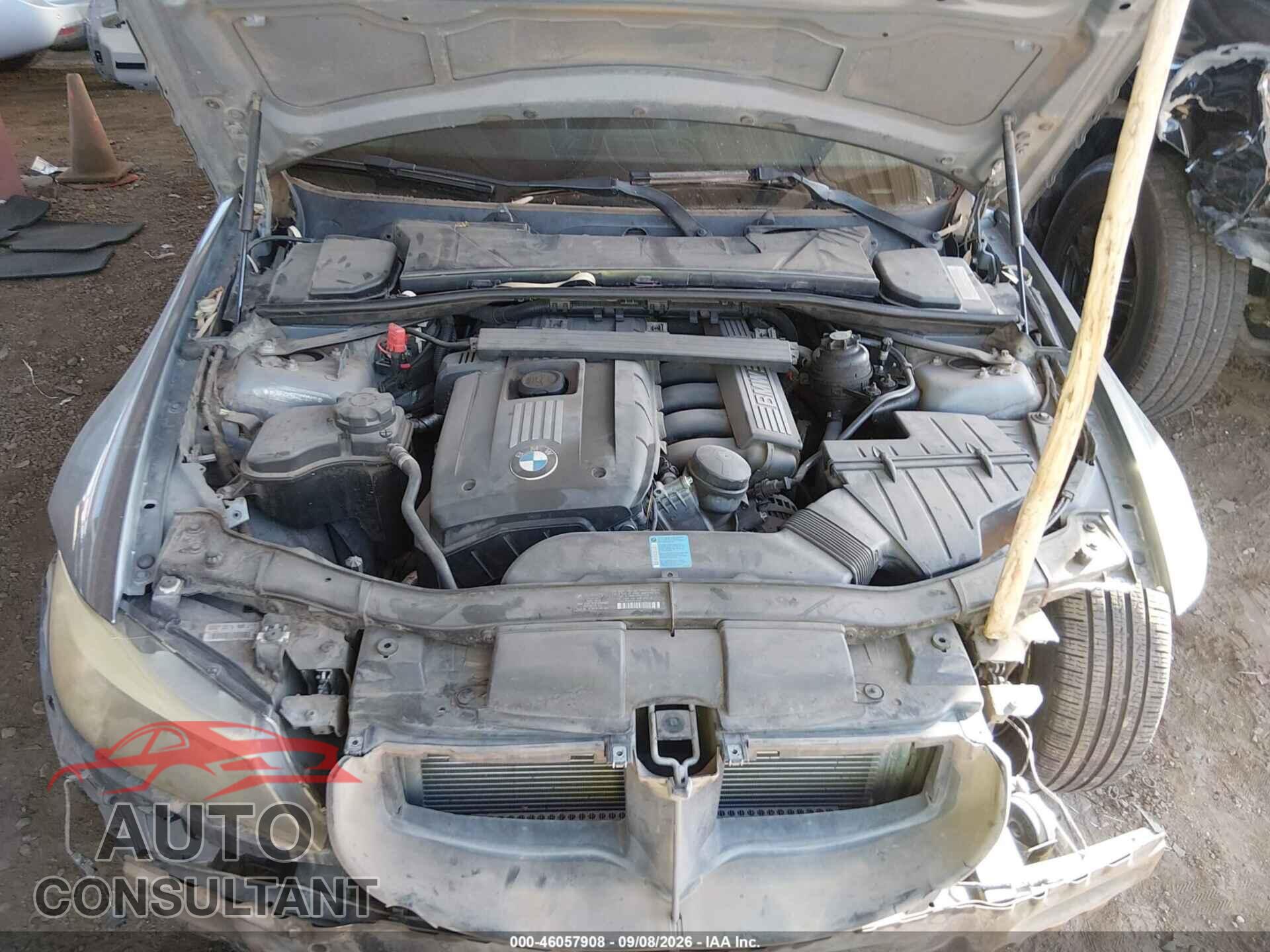 BMW 328I 2010 - WBAPH7C5XAE130411