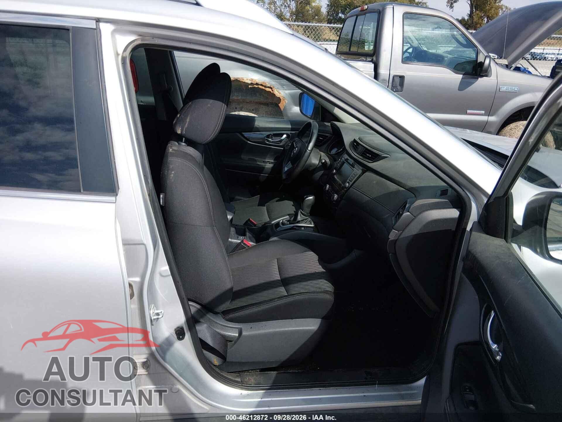 NISSAN ROGUE 2019 - KNMAT2MT0KP528644