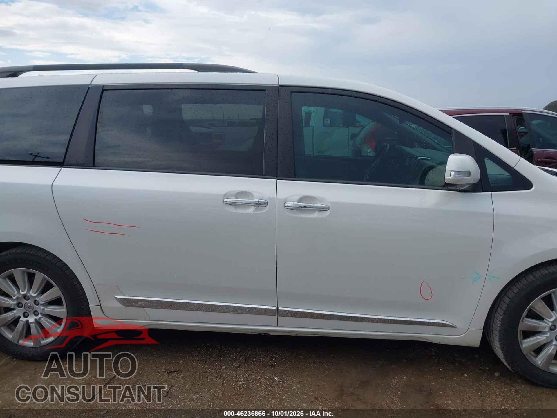 TOYOTA SIENNA 2017 - 5TDYZ3DCXHS842898