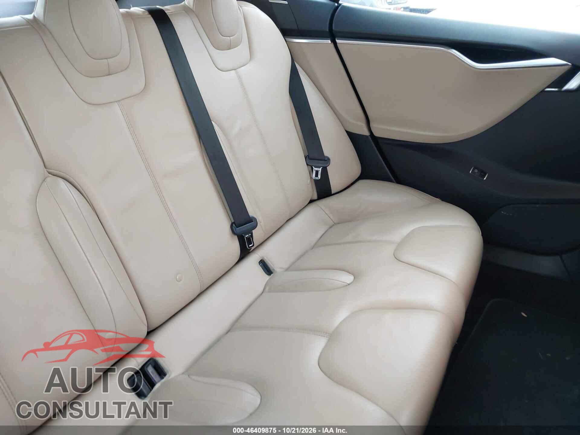 TESLA MODEL S 2013 - 5YJSA1CN1DFP09921