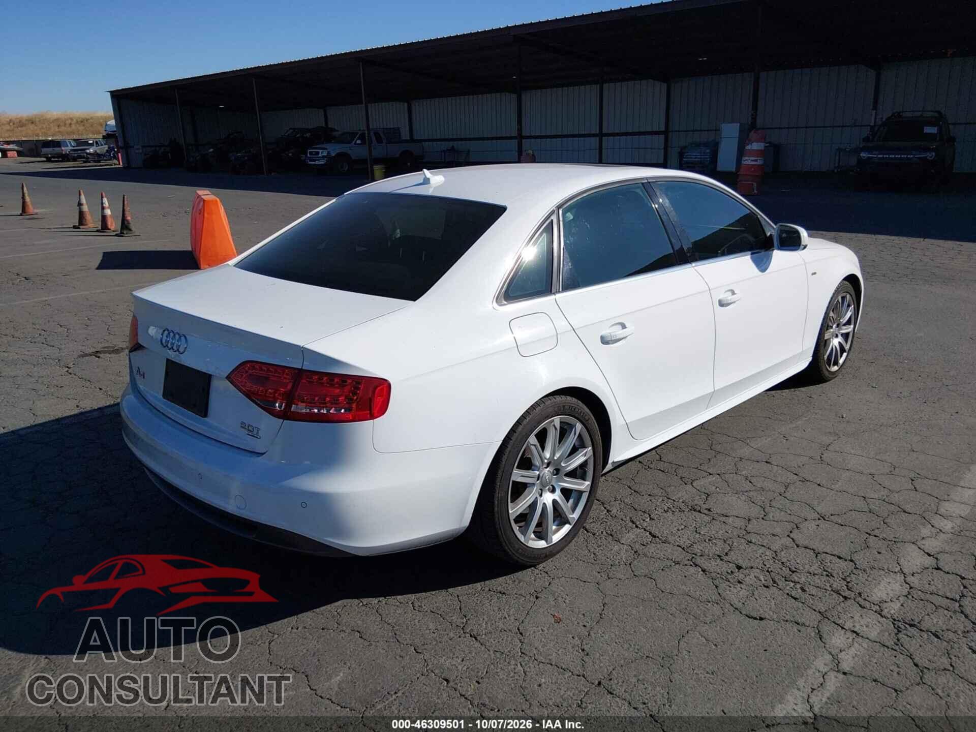 AUDI A4 2012 - WAUFFAFL8CN007198