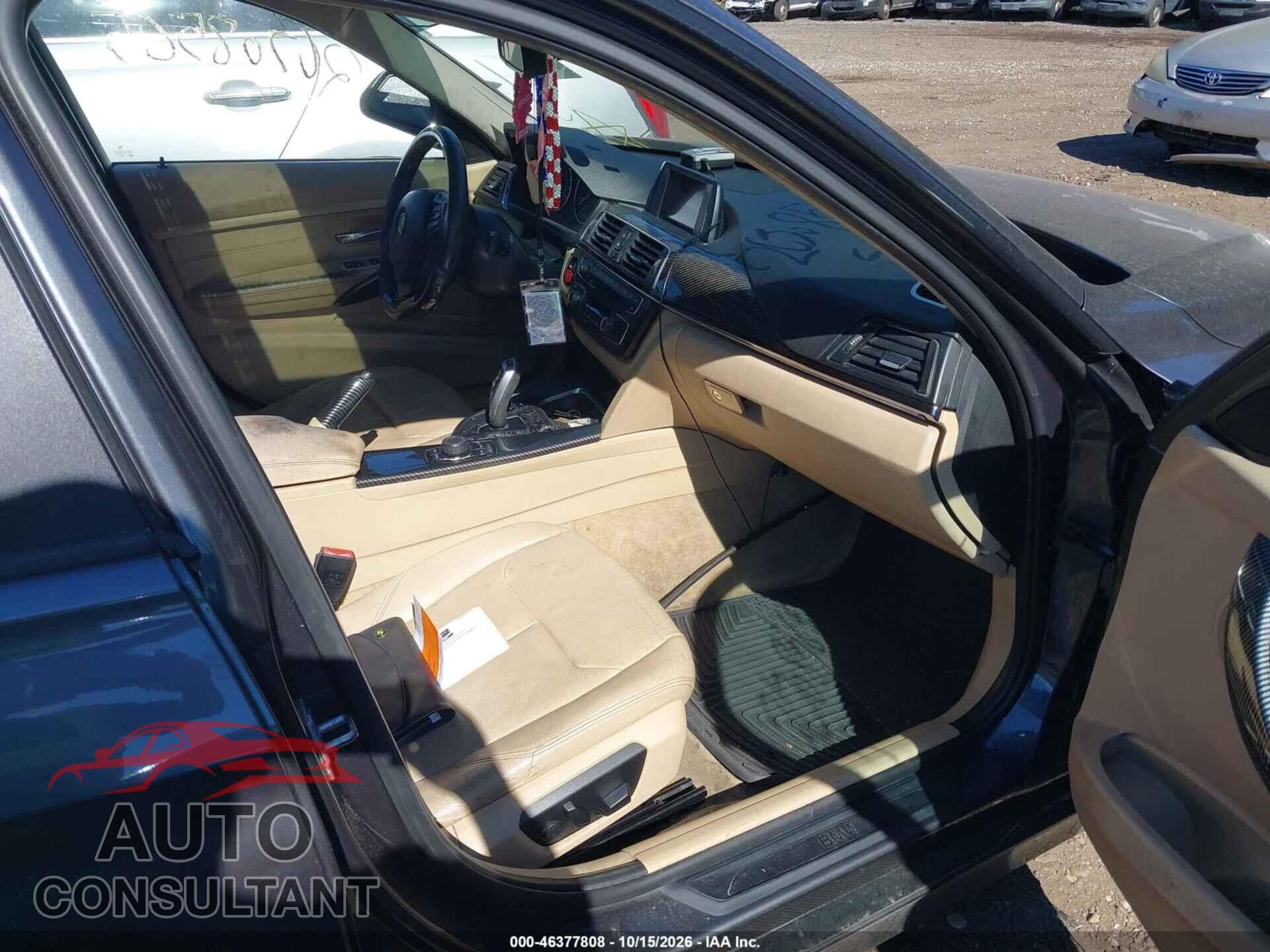 BMW 3 SERIES 2013 - WBA3A5C59DF359572