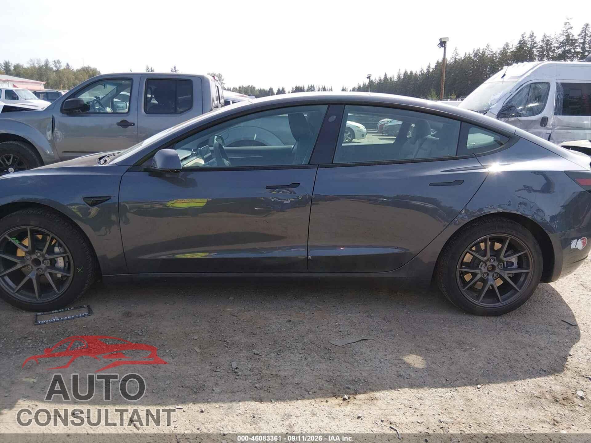 TESLA MODEL 3 2023 - 5YJ3E1EAXPF687828