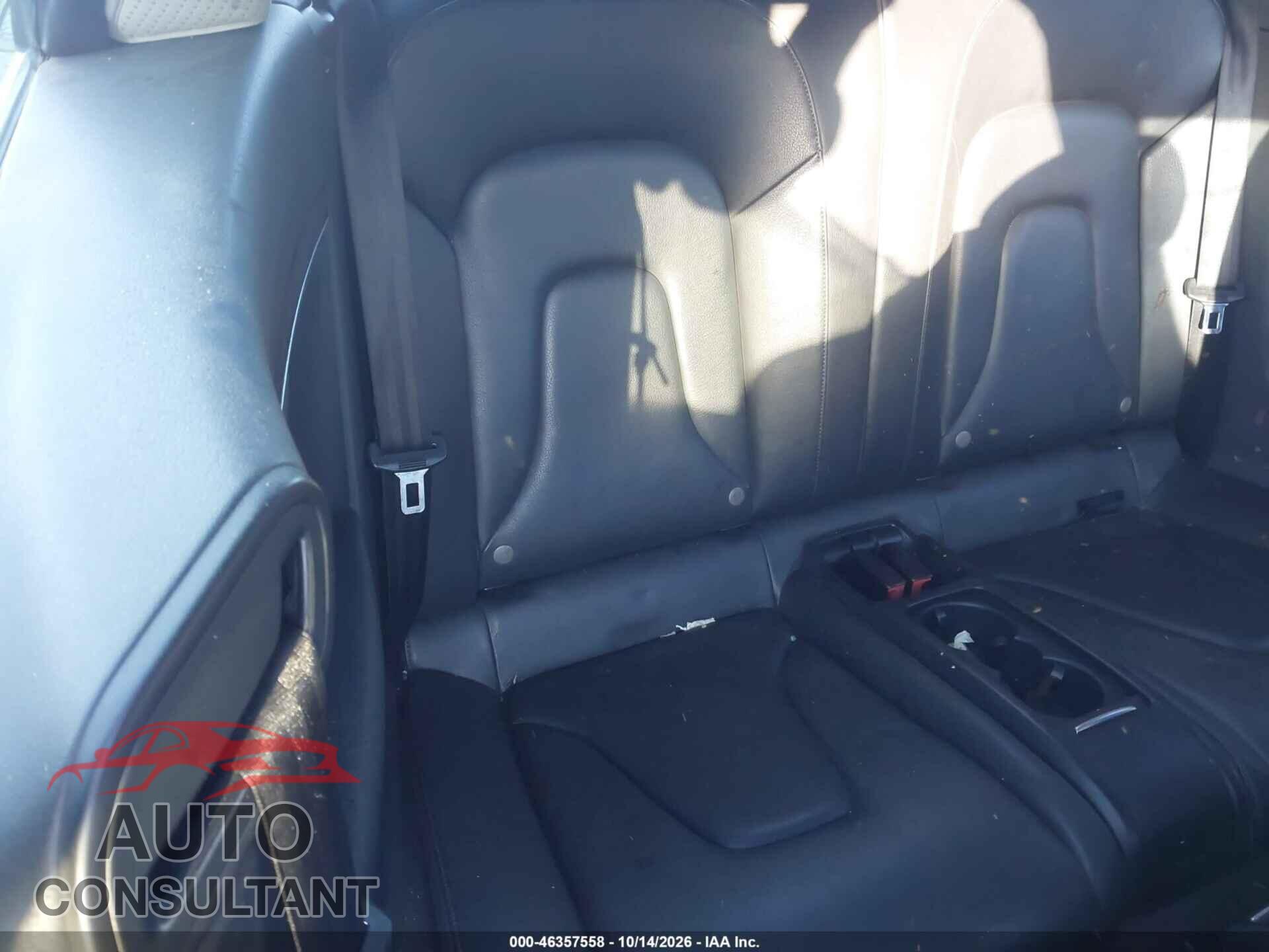 AUDI A5 2011 - WAULFAFH9BN009748