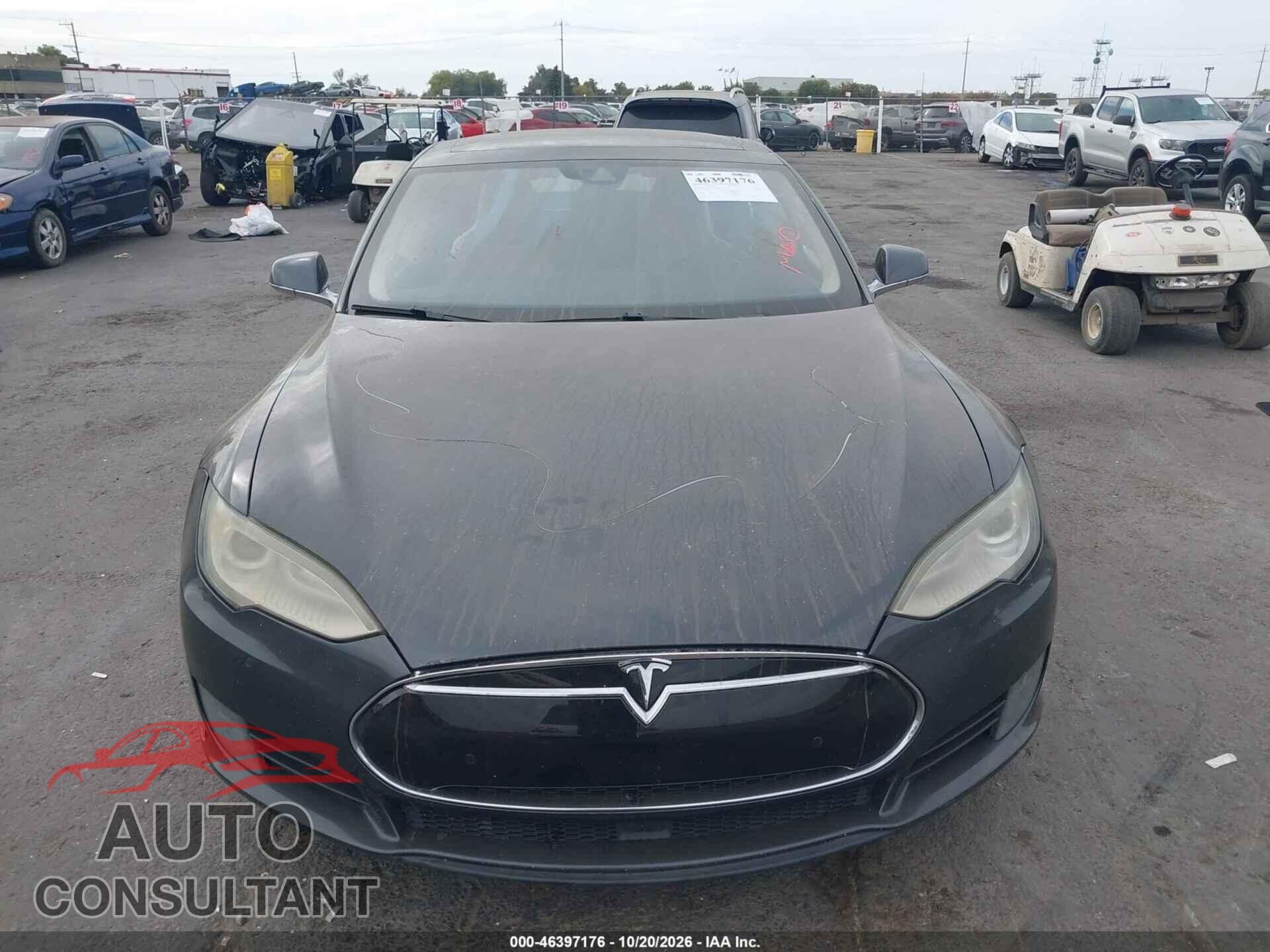 TESLA MODEL S 2015 - 5YJSA1E13FF117367