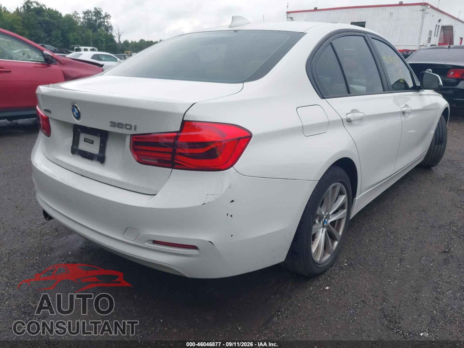 BMW 320I 2018 - WBA8A3C50JA357888