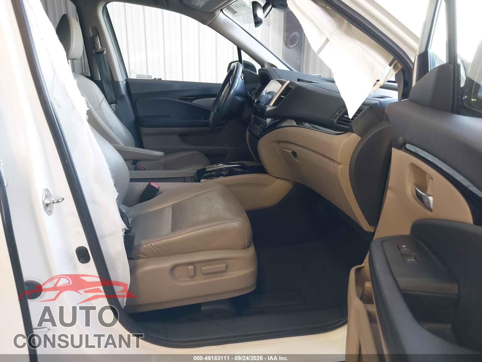 HONDA PILOT 2017 - 5FNYF6H96HB094664