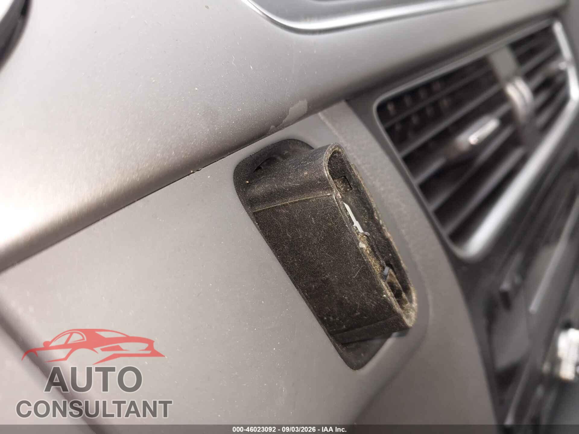AUDI A4 2014 - WAUBFAFLXEA111071