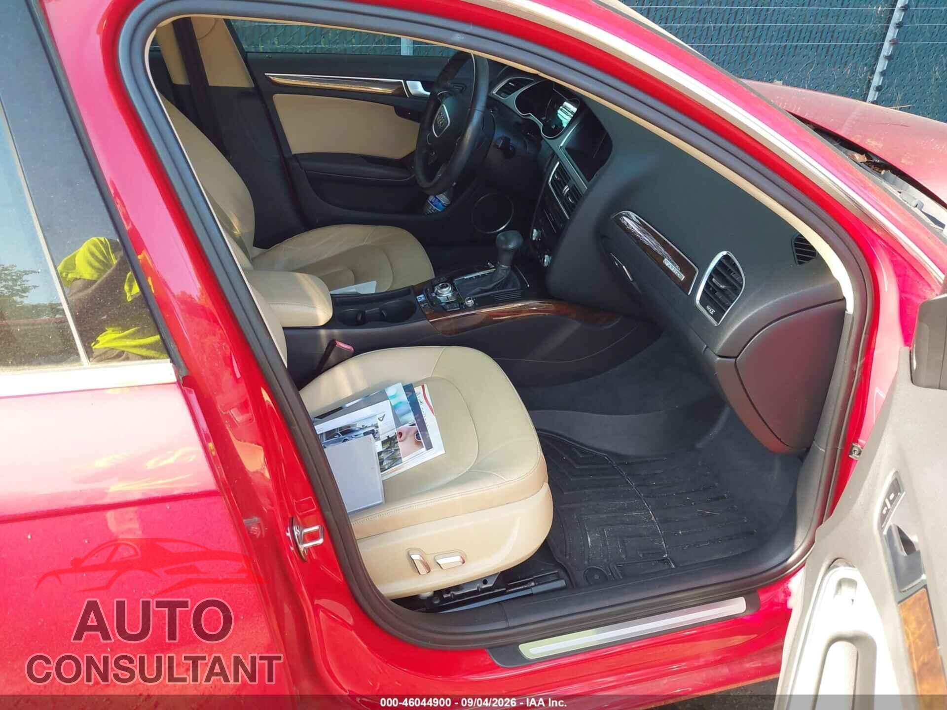 AUDI A4 2013 - WAUFFAFL1DN029111