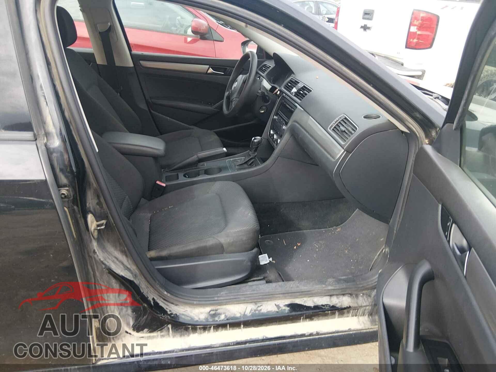 VOLKSWAGEN PASSAT 2012 - 1VWAP7A32CC034944