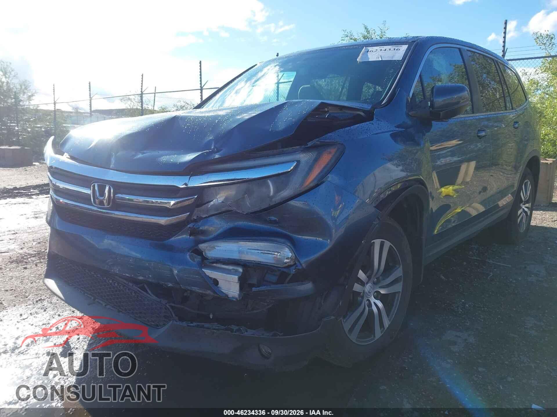 HONDA PILOT 2017 - 5FNYF6H52HB013415