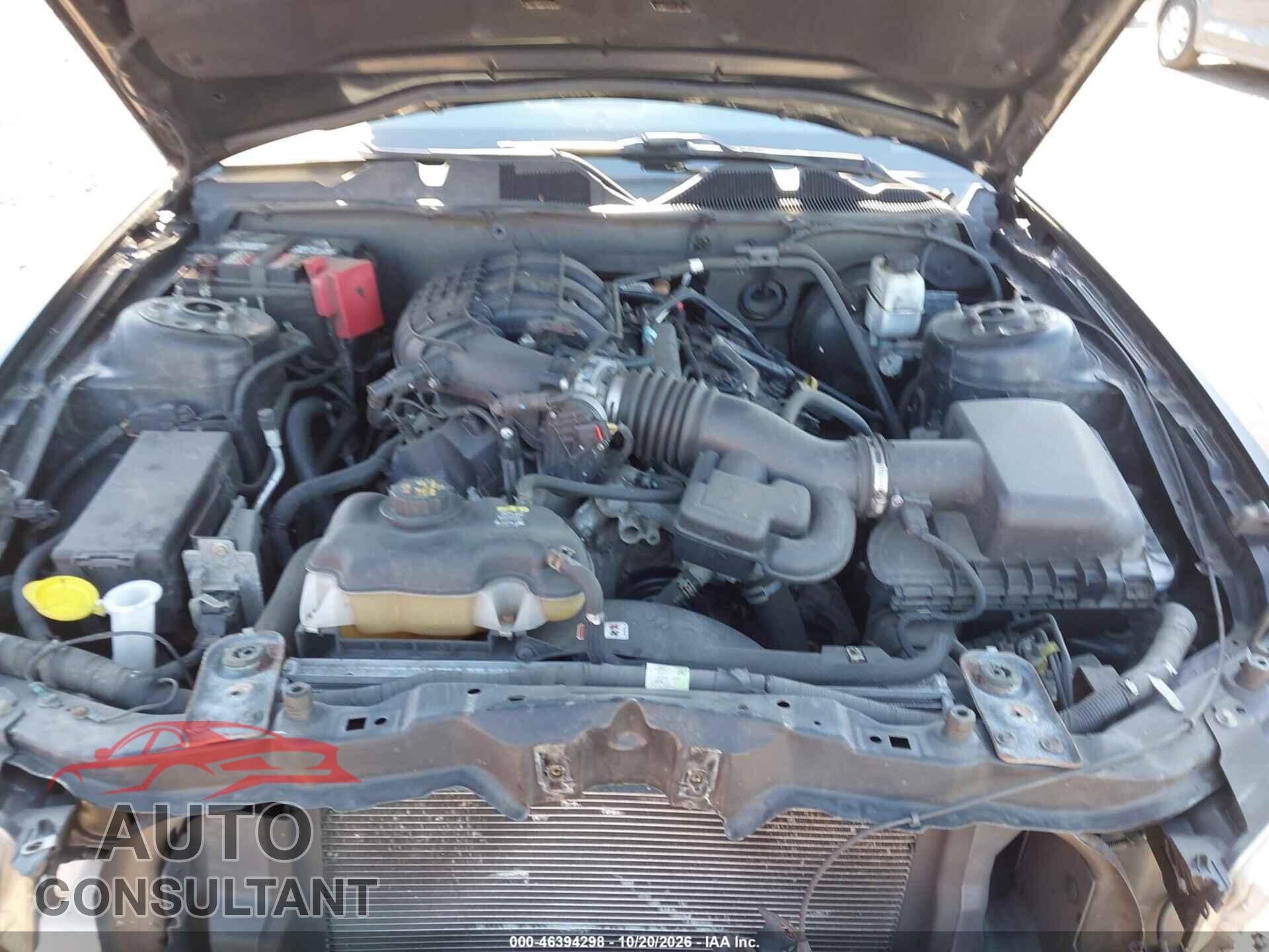 FORD MUSTANG 2011 - 1ZVBP8AM1B5152750